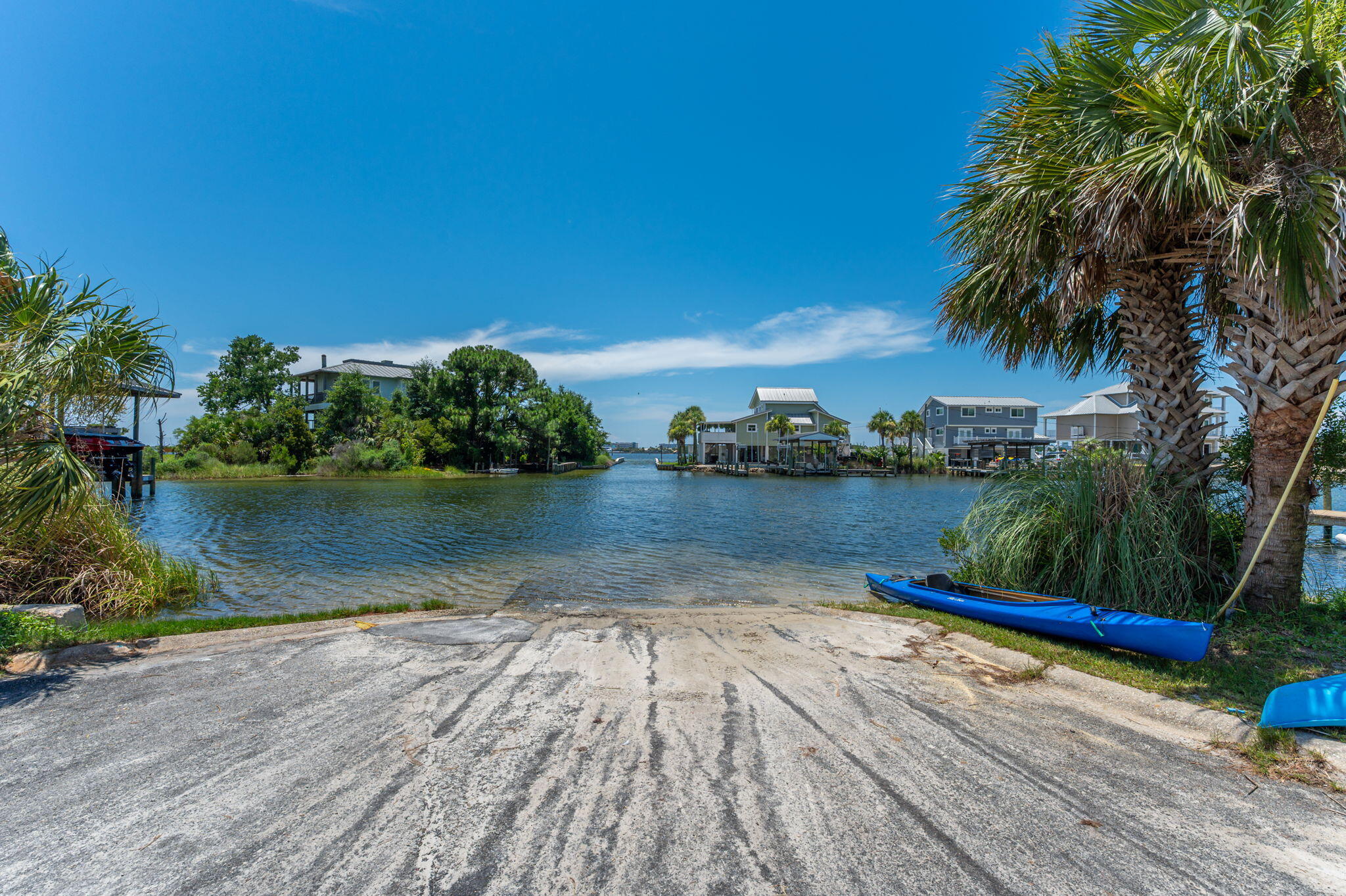 Fort Walton Beach, Florida, 32548, United States, 6 Bedrooms Bedrooms, ,3 BathroomsBathrooms,Residential,For Sale,1890001