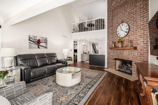 Upper Arlington, Ohio, 43220, United States, 3 Bedrooms Bedrooms, ,3 BathroomsBathrooms,Residential,For Sale,1987809