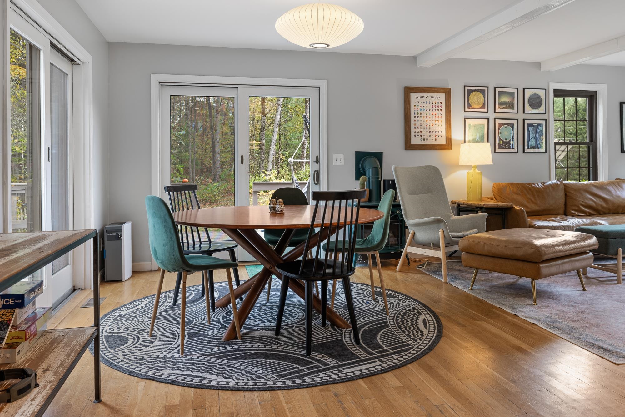 Norwich, Vermont, 05055, United States, 3 Bedrooms Bedrooms, ,2 BathroomsBathrooms,Residential,For Sale,1993017