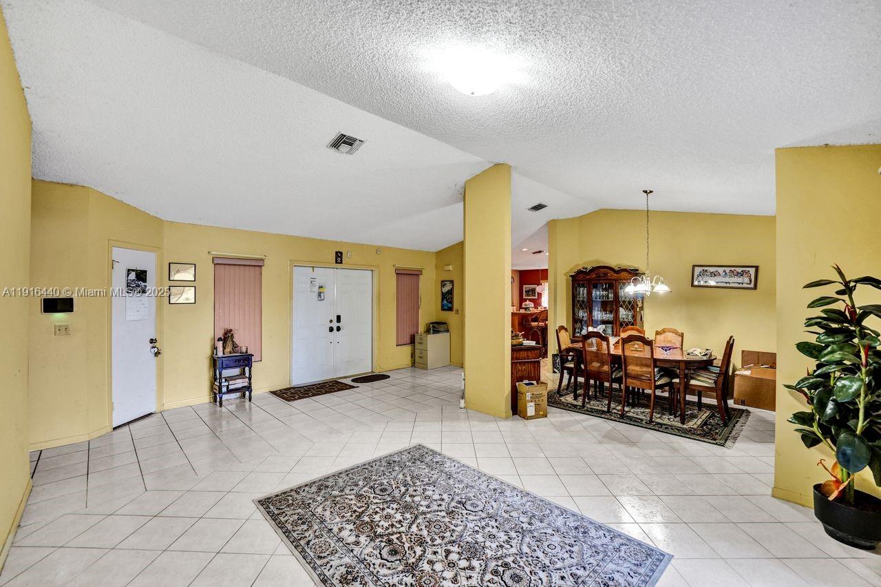 Miramar, Florida, 33025, United States, 3 Bedrooms Bedrooms, ,2 BathroomsBathrooms,Residential,For Sale,1996161