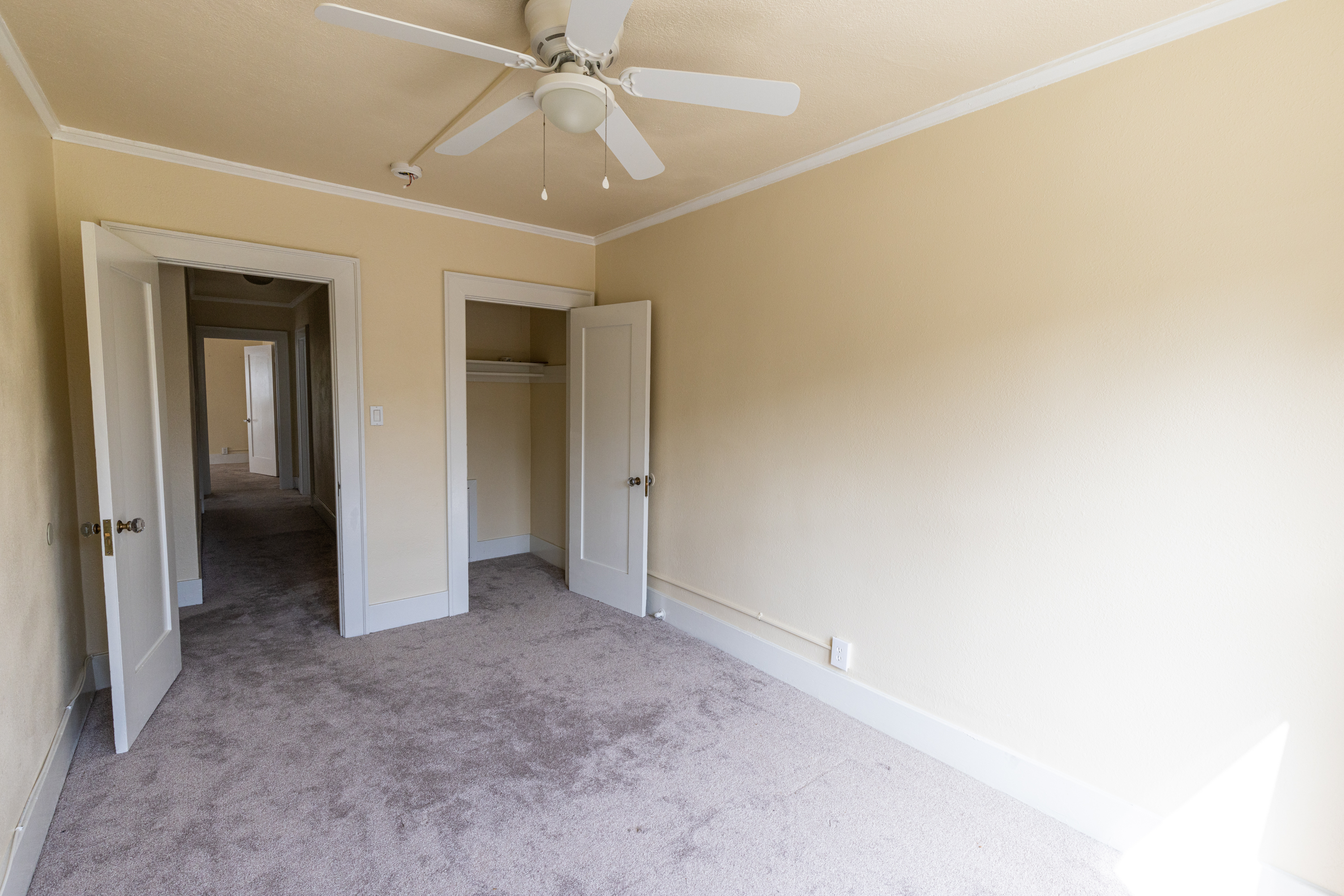 Los Angeles, California, 90019, United States, 8 Bedrooms Bedrooms, ,4 BathroomsBathrooms,Residential,For Sale,1974738