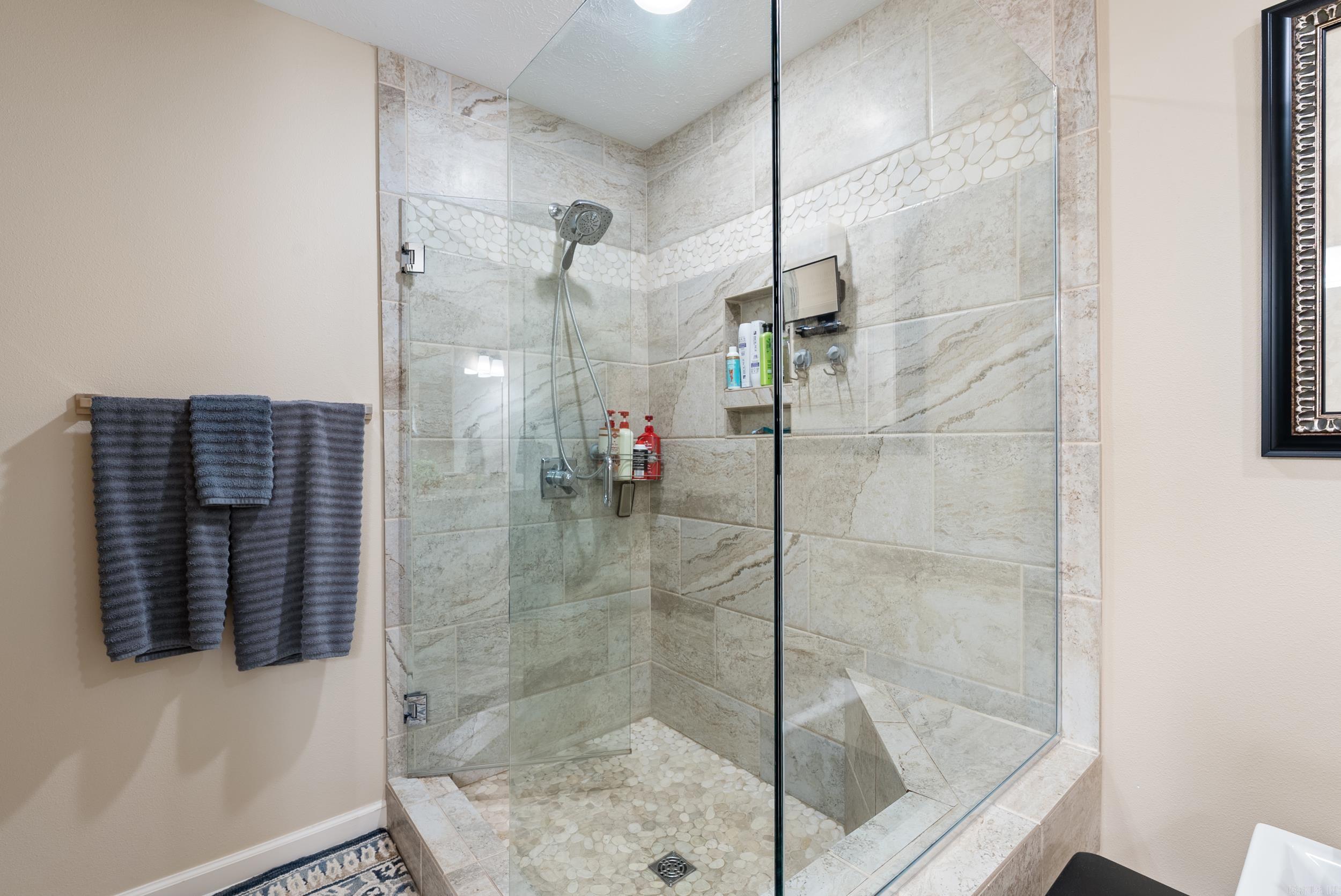 Conway, Arkansas, 72034, United States, 5 Bedrooms Bedrooms, ,5 BathroomsBathrooms,Residential,For Sale,1993283