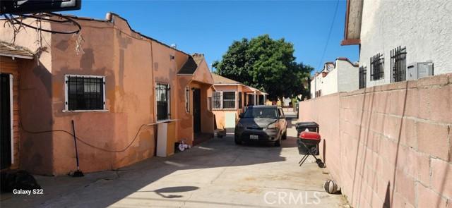 Los Angeles, California, 90044, United States, ,Residential,For Sale,2005902