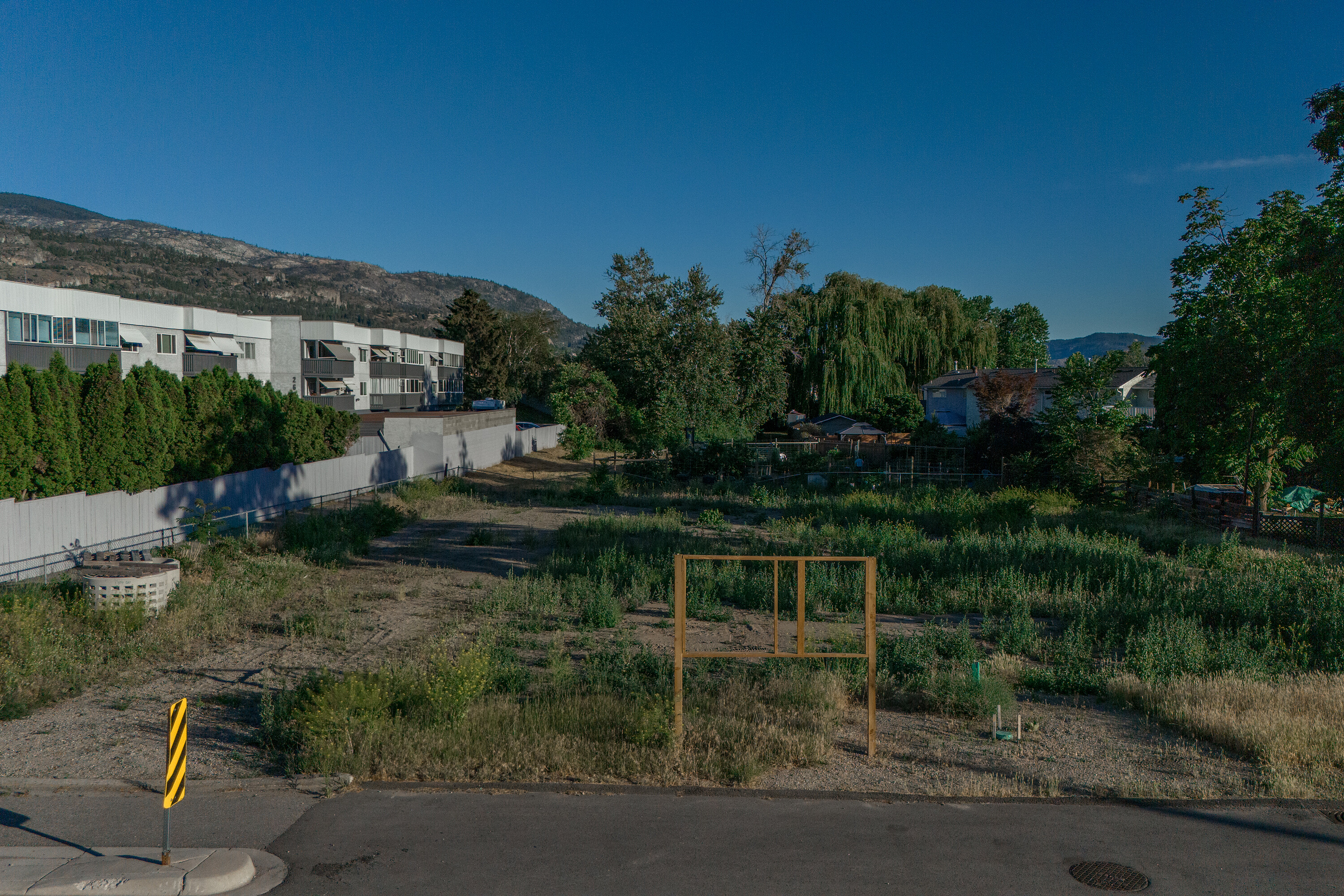  Development Lot Foreclosure - 物件實景
