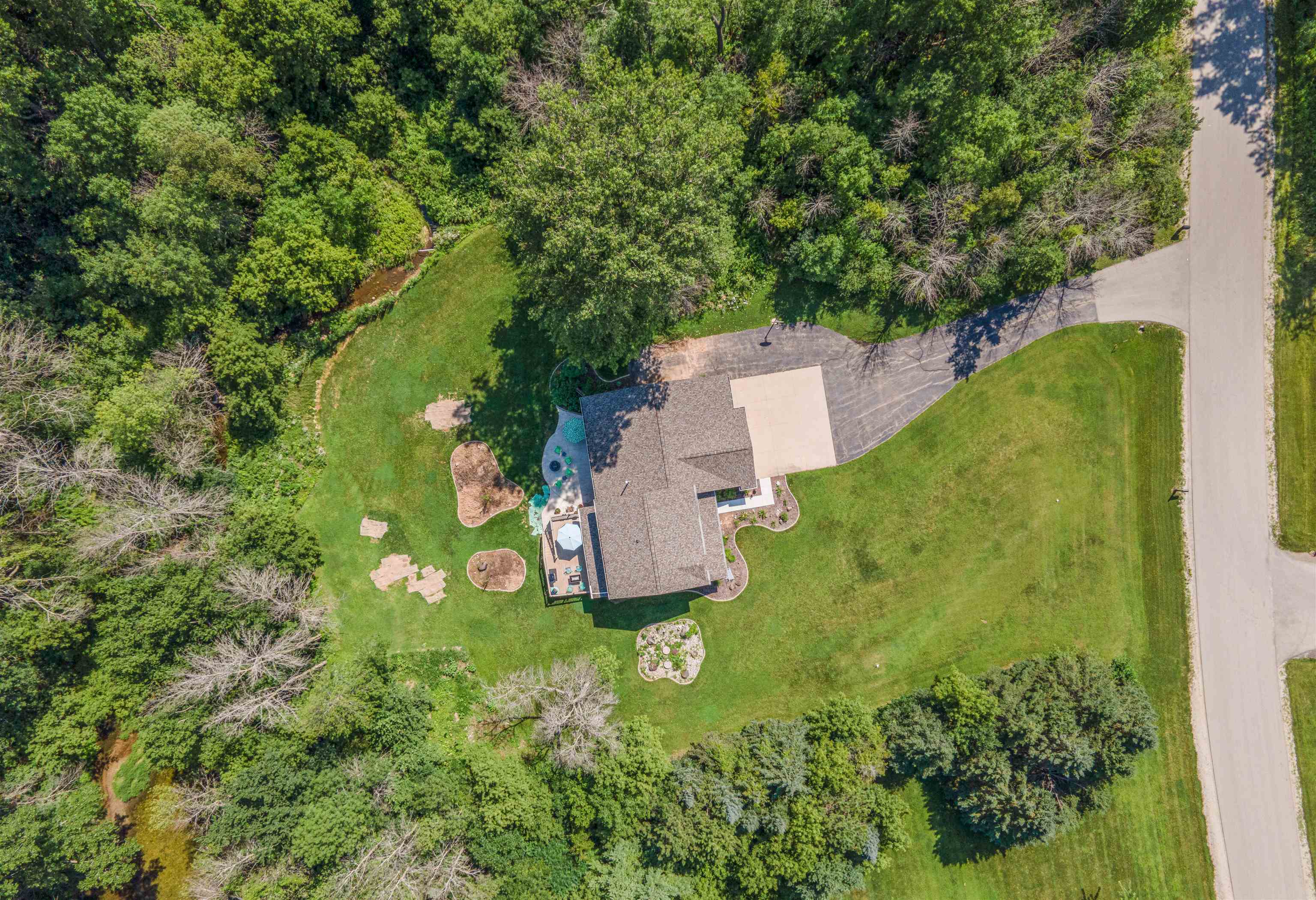 HORTONVILLE, Wisconsin, 54944, United States, 4 Bedrooms Bedrooms, ,4 BathroomsBathrooms,Residential,For Sale,1911438