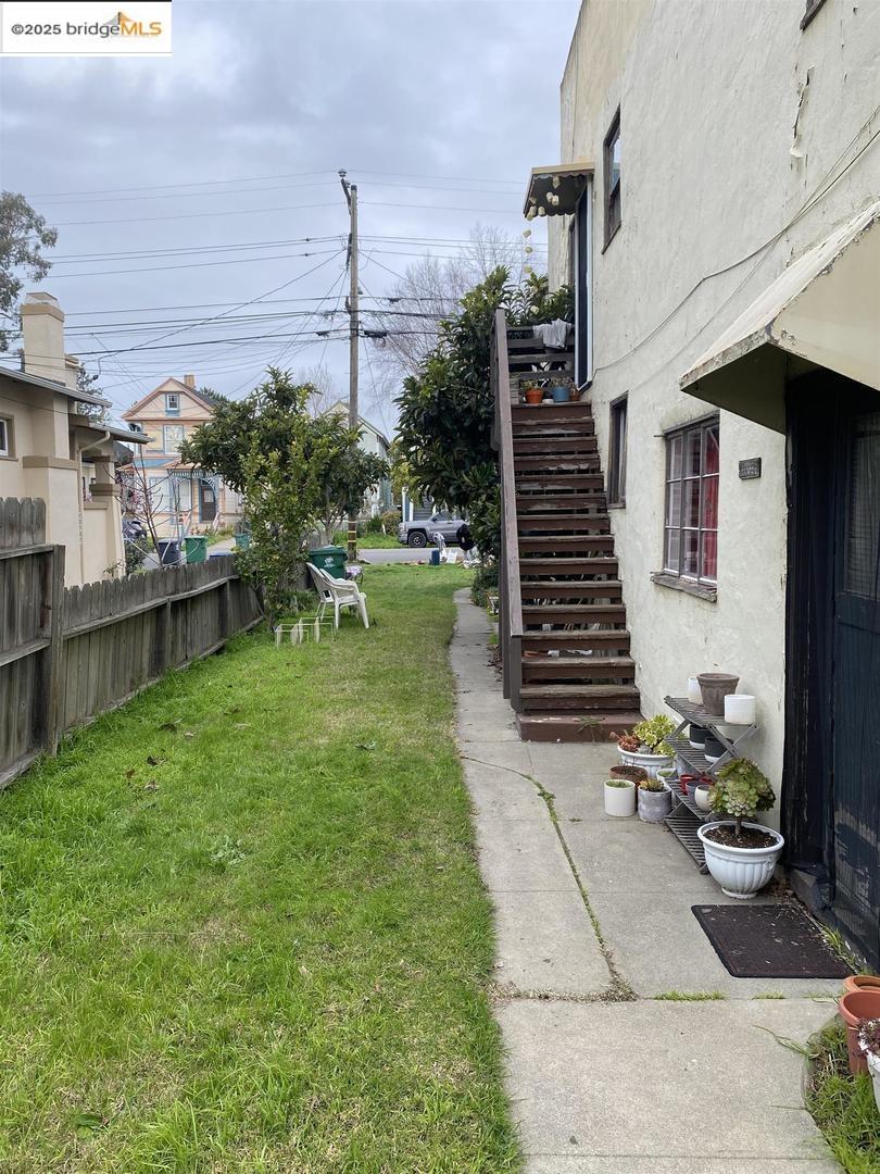 Alameda, California, 94501, United States, ,Residential,For Sale,1942149