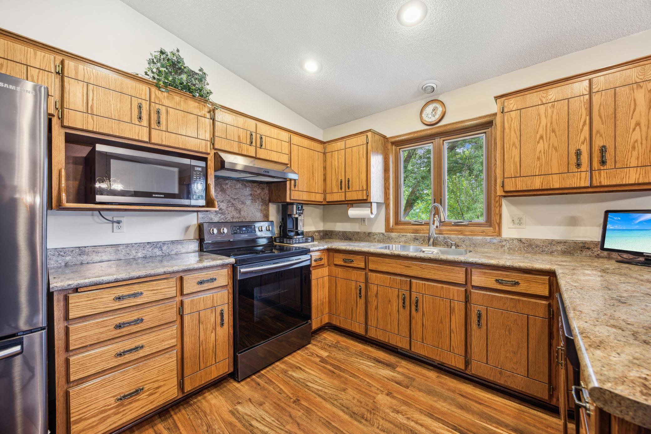 Saint Cloud, Minnesota, 56301, United States, 4 Bedrooms Bedrooms, ,1 BathroomBathrooms,Residential,For Sale,1959252