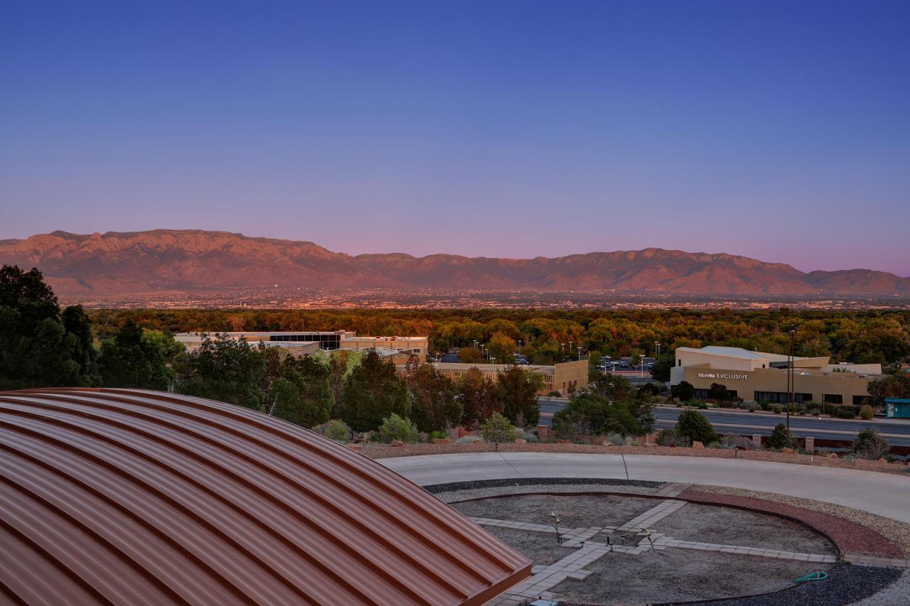 6301 COORS Boulevard NW, Albuquerque, New Mexico, 87120, United States, 3 Bedrooms Bedrooms, ,4 BathroomsBathrooms,Residential,For Sale,6301 COORS Boulevard NW,1637534