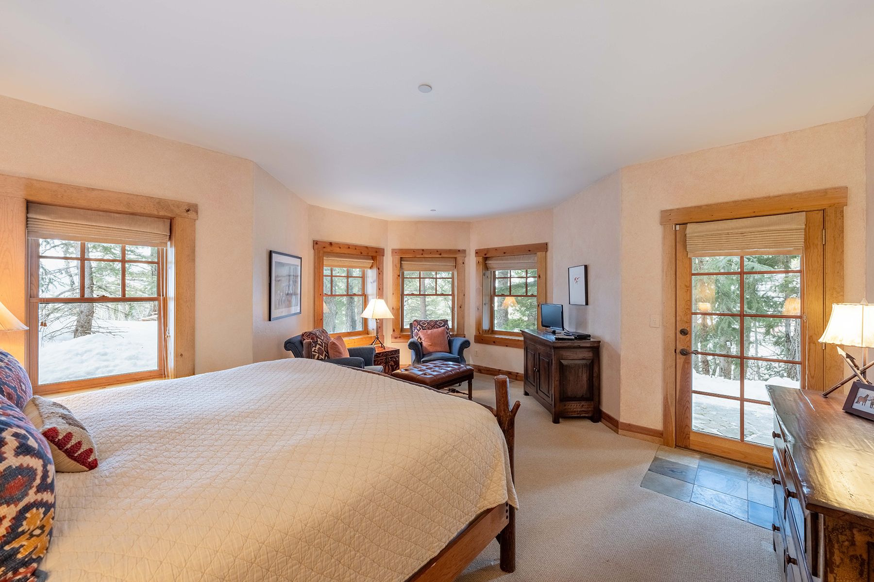  Ski-In Ski-Out Luxury Cabin  Jackson Hole Mountain Resort  Teton Village WY - 物件實景