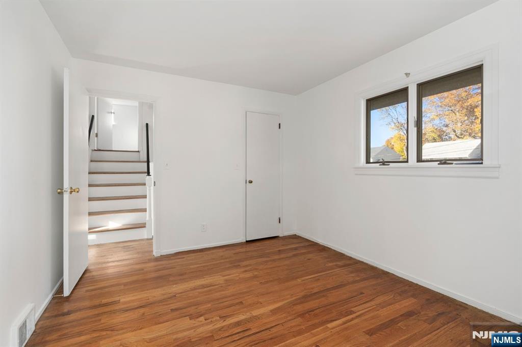 Midland Park, New Jersey, 07432, United States, 3 Bedrooms Bedrooms, ,2 BathroomsBathrooms,Residential,For Sale,1989526