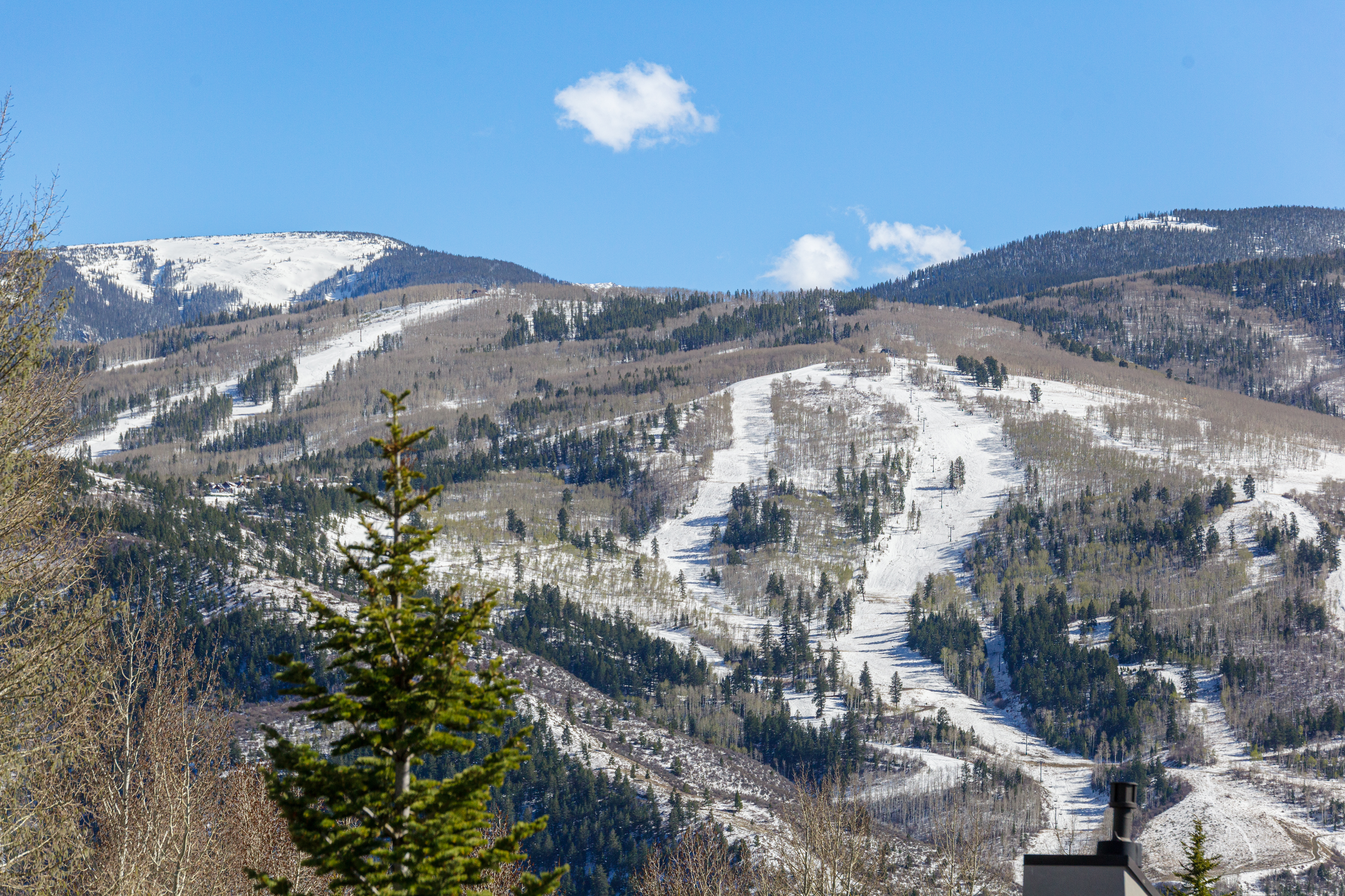  Contemporary Mountain Living - 物件實景