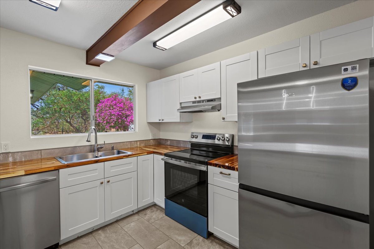 Kihei, Hawaii, 96753, United States, 4 Bedrooms Bedrooms, ,3 BathroomsBathrooms,Residential,For Sale,1975844