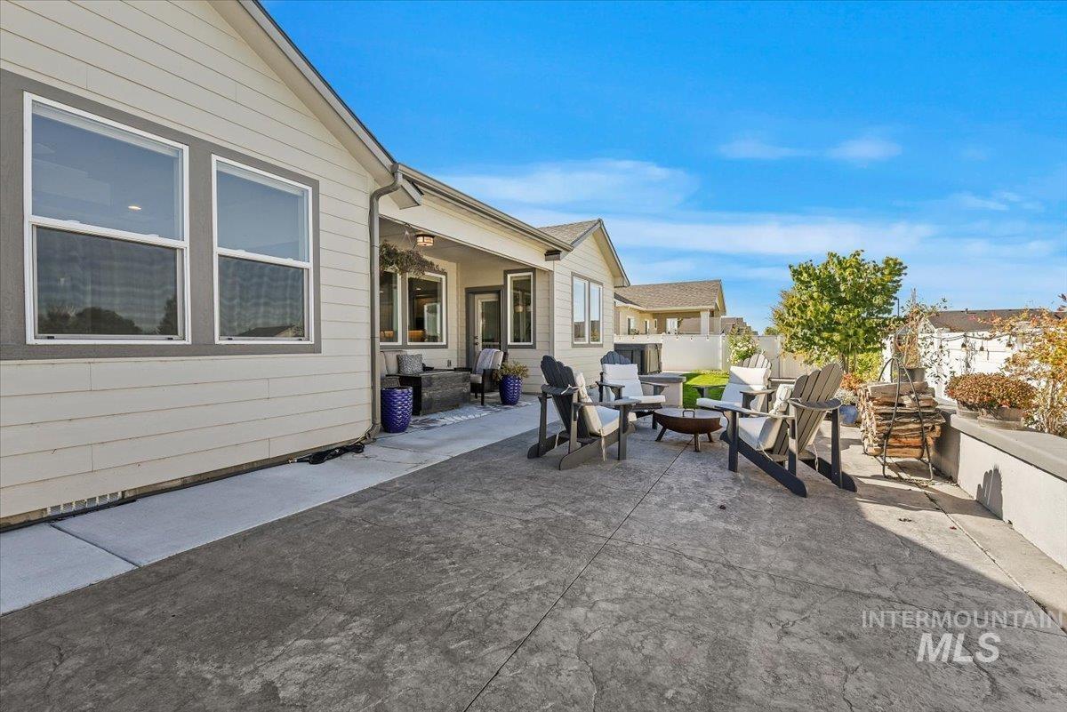 Nampa, Idaho, 83687, United States, 4 Bedrooms Bedrooms, ,Residential,For Sale,1970724