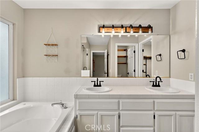 Merced, California, 95340, United States, 5 Bedrooms Bedrooms, ,3 BathroomsBathrooms,Residential,For Sale,2012352