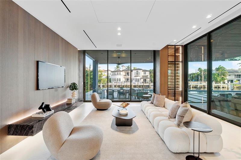 Fort Lauderdale, Florida, 33306, United States, 6 Bedrooms Bedrooms, ,8 BathroomsBathrooms,Residential,For Sale,1958113