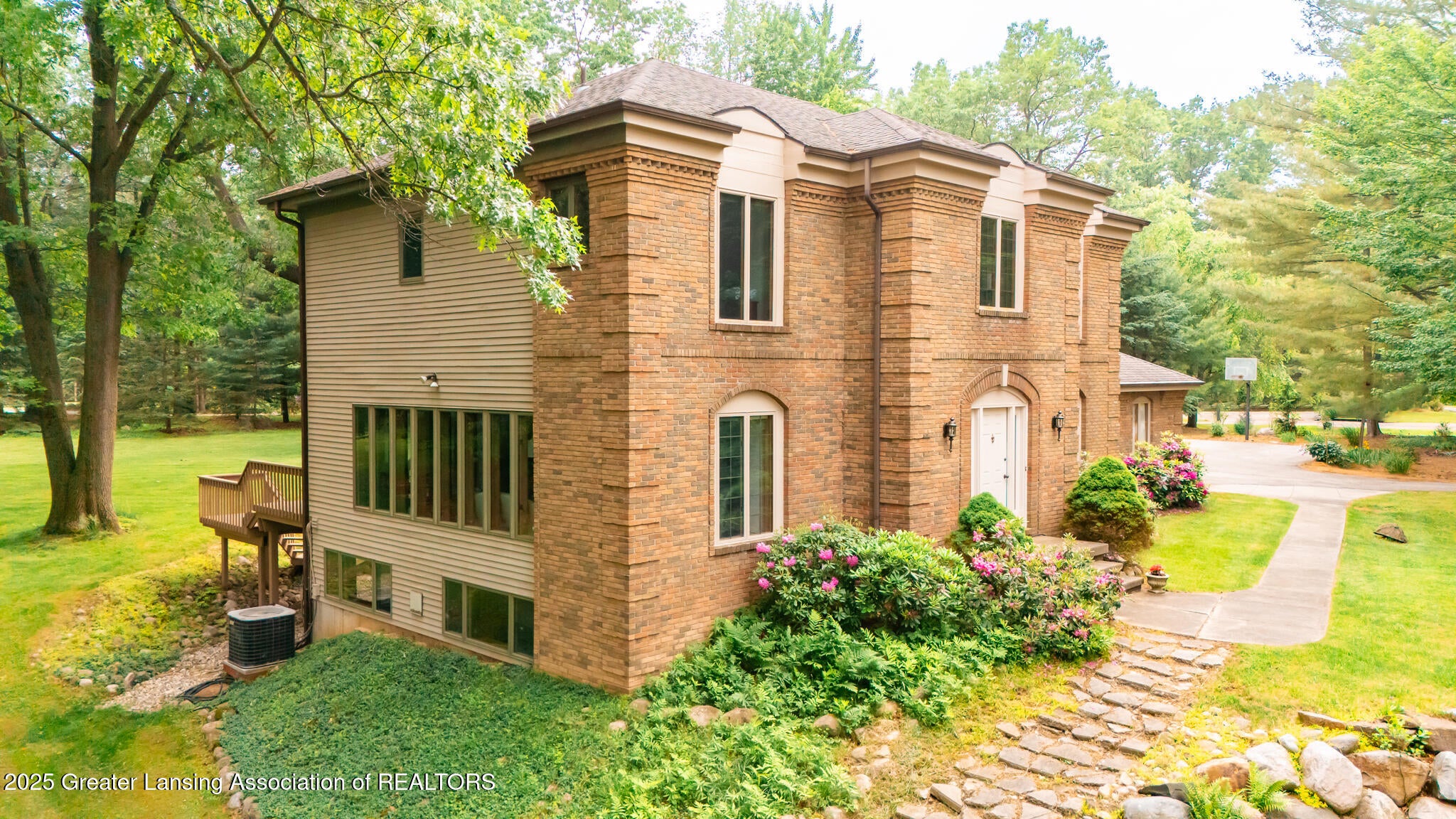 Okemos, Michigan, 48864, United States, 5 Bedrooms Bedrooms, ,5 BathroomsBathrooms,Residential,For Sale,1901350
