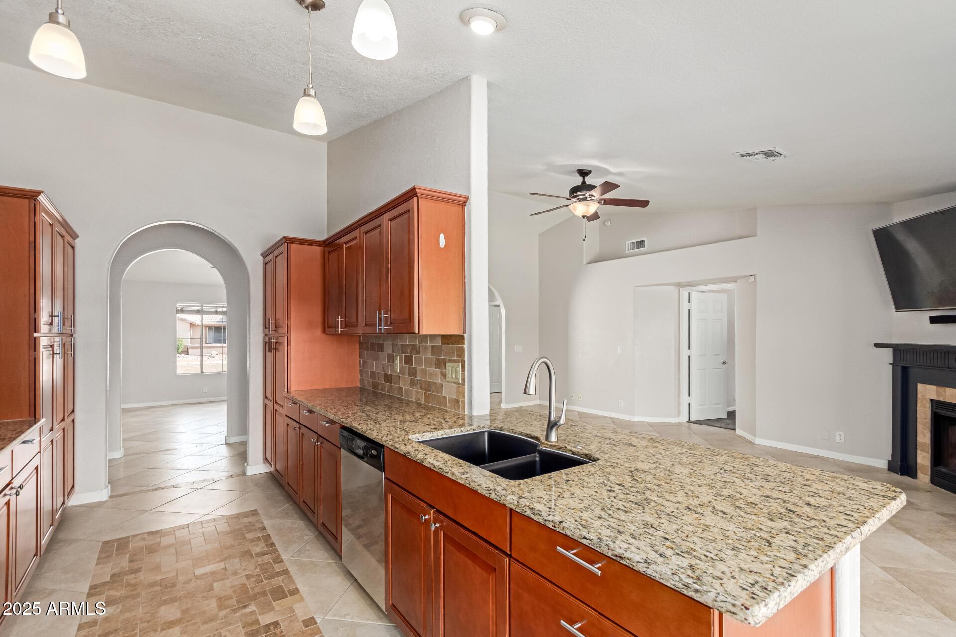 Peoria, Arizona, 85381, United States, 4 Bedrooms Bedrooms, ,3 BathroomsBathrooms,Residential,For Sale,1927845