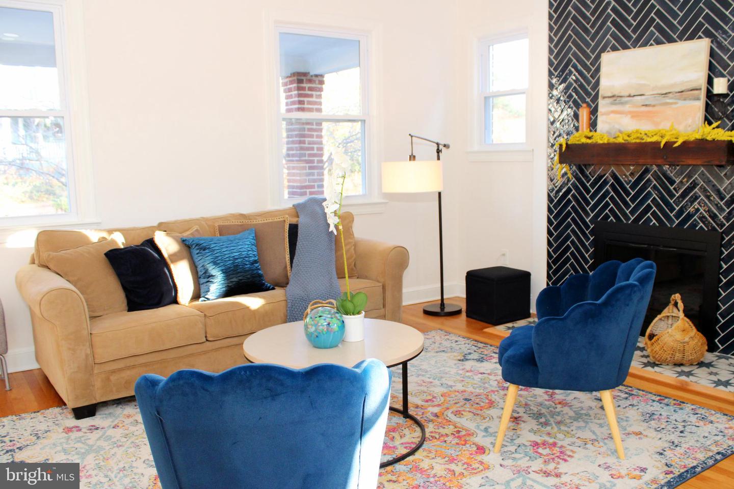 WASHINGTON, District of Columbia, 20012, United States, 4 Bedrooms Bedrooms, ,4 BathroomsBathrooms,Residential,For Sale,1783865