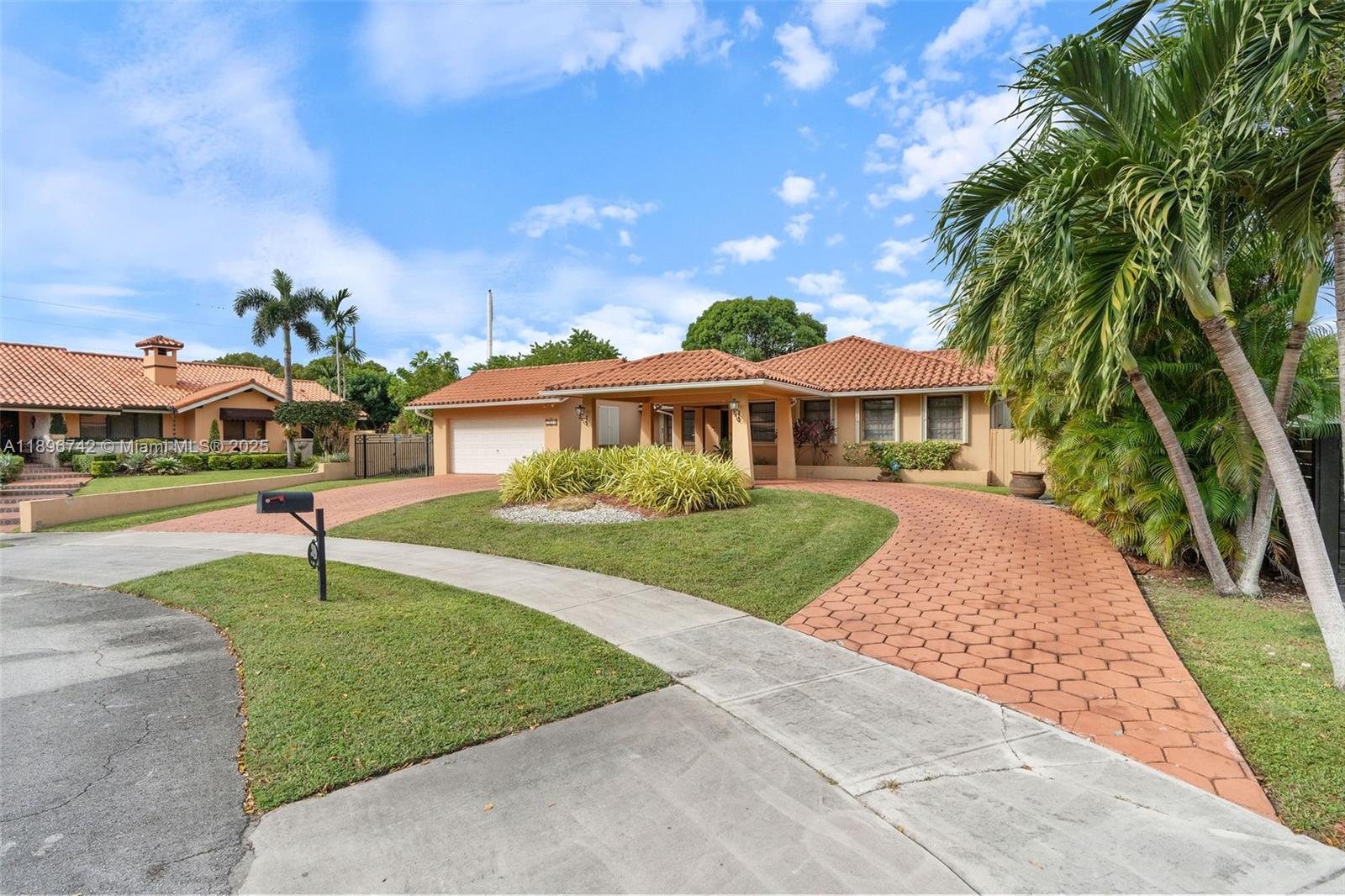 Miami, Florida, 33173, United States, 3 Bedrooms Bedrooms, ,3 BathroomsBathrooms,Residential,For Sale,1966935