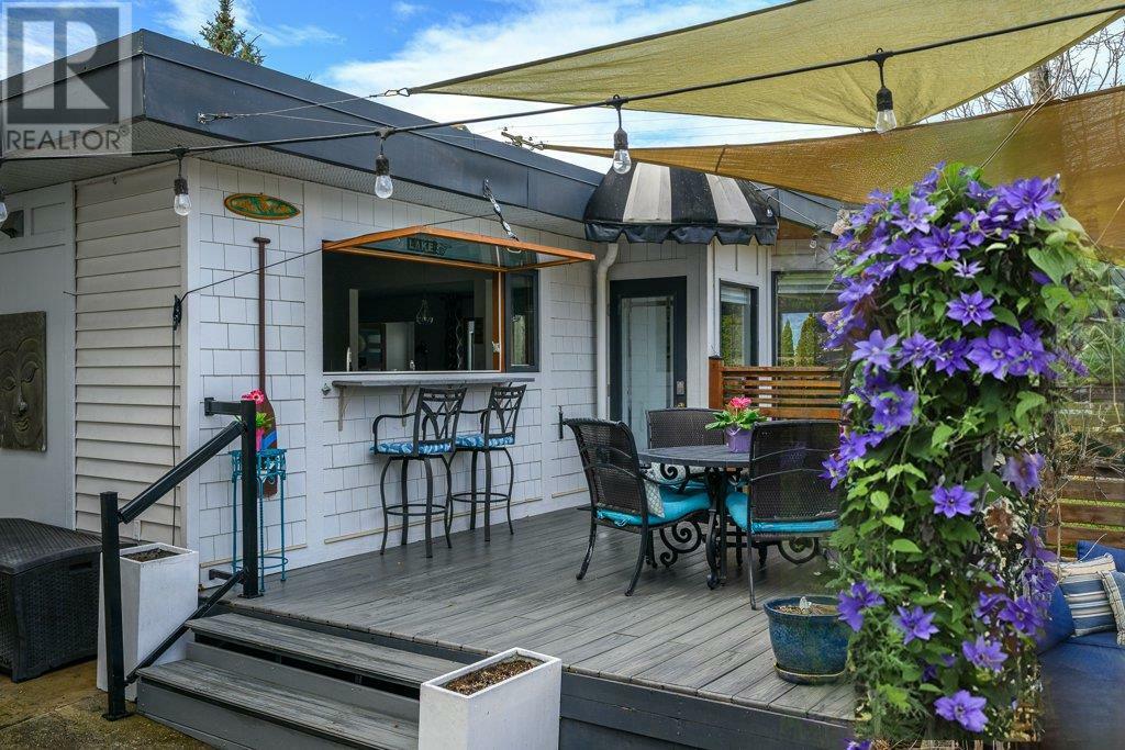 VERNON, British Columbia, V1H 1J9, CA, 6 Bedrooms Bedrooms, ,3 BathroomsBathrooms,Residential,For Sale,1858215