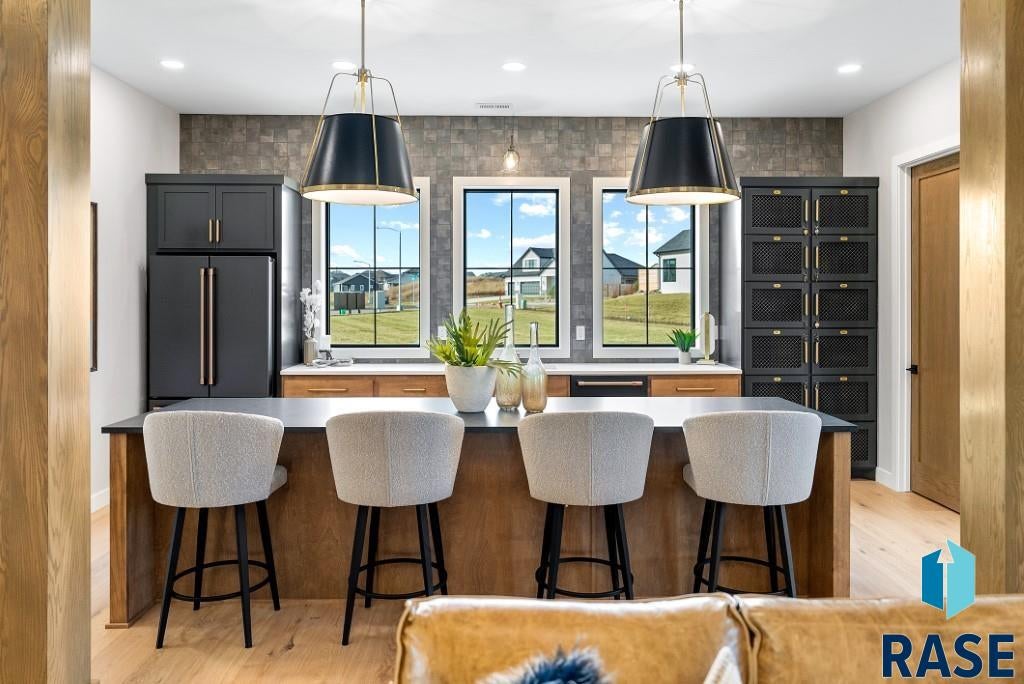 Sioux Falls, South Dakota, 57110, United States, 4 Bedrooms Bedrooms, ,3 BathroomsBathrooms,Residential,For Sale,2005284