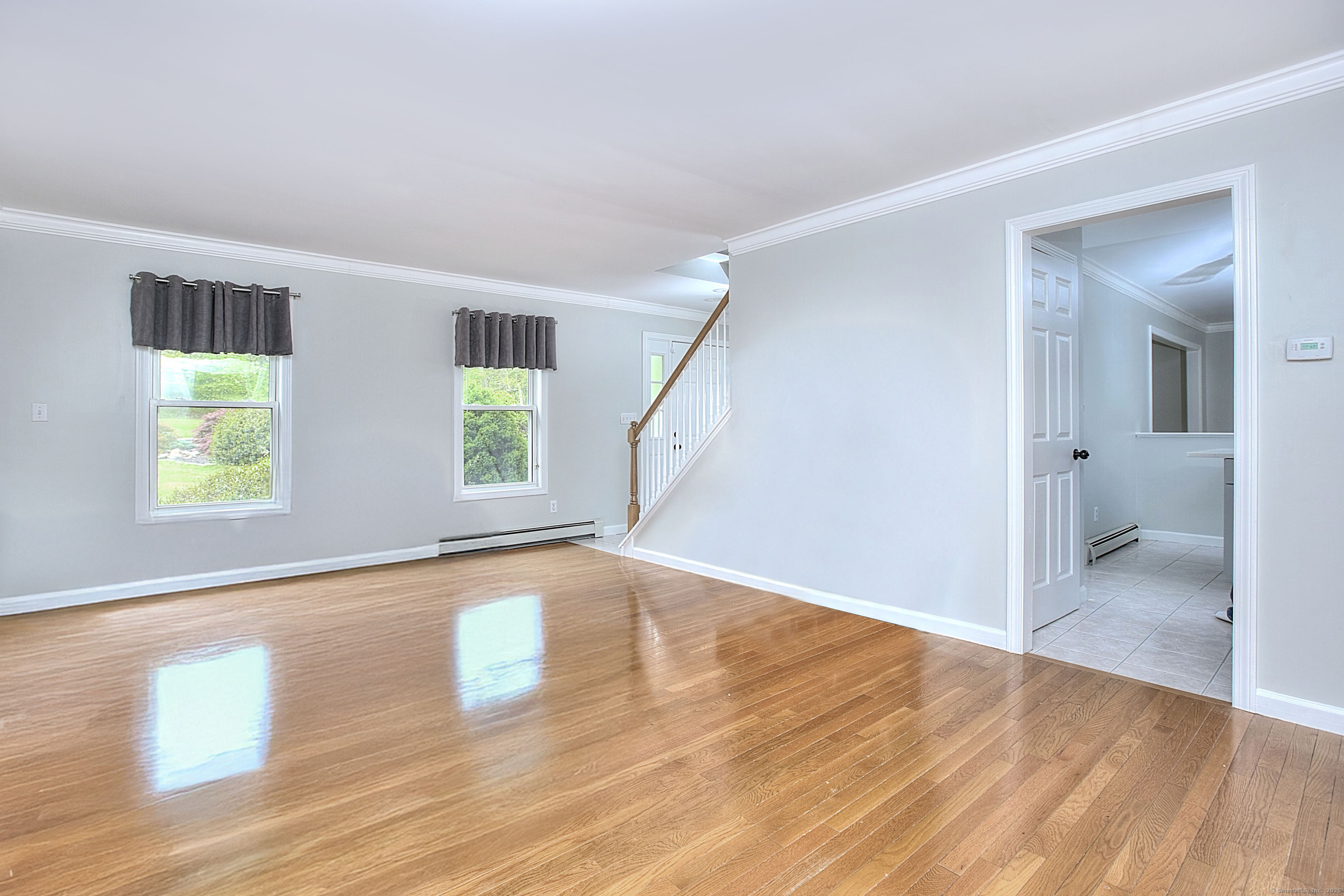 Seymour, Connecticut, 06483, United States, 4 Bedrooms Bedrooms, ,4 BathroomsBathrooms,Residential,For Sale,1820200