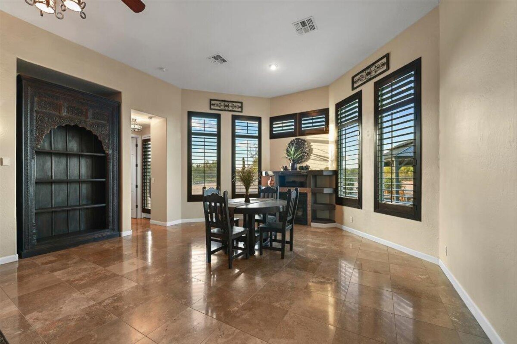  16348 E Calle de los Flores Dr  Scottsdale, AZ - 物件實景