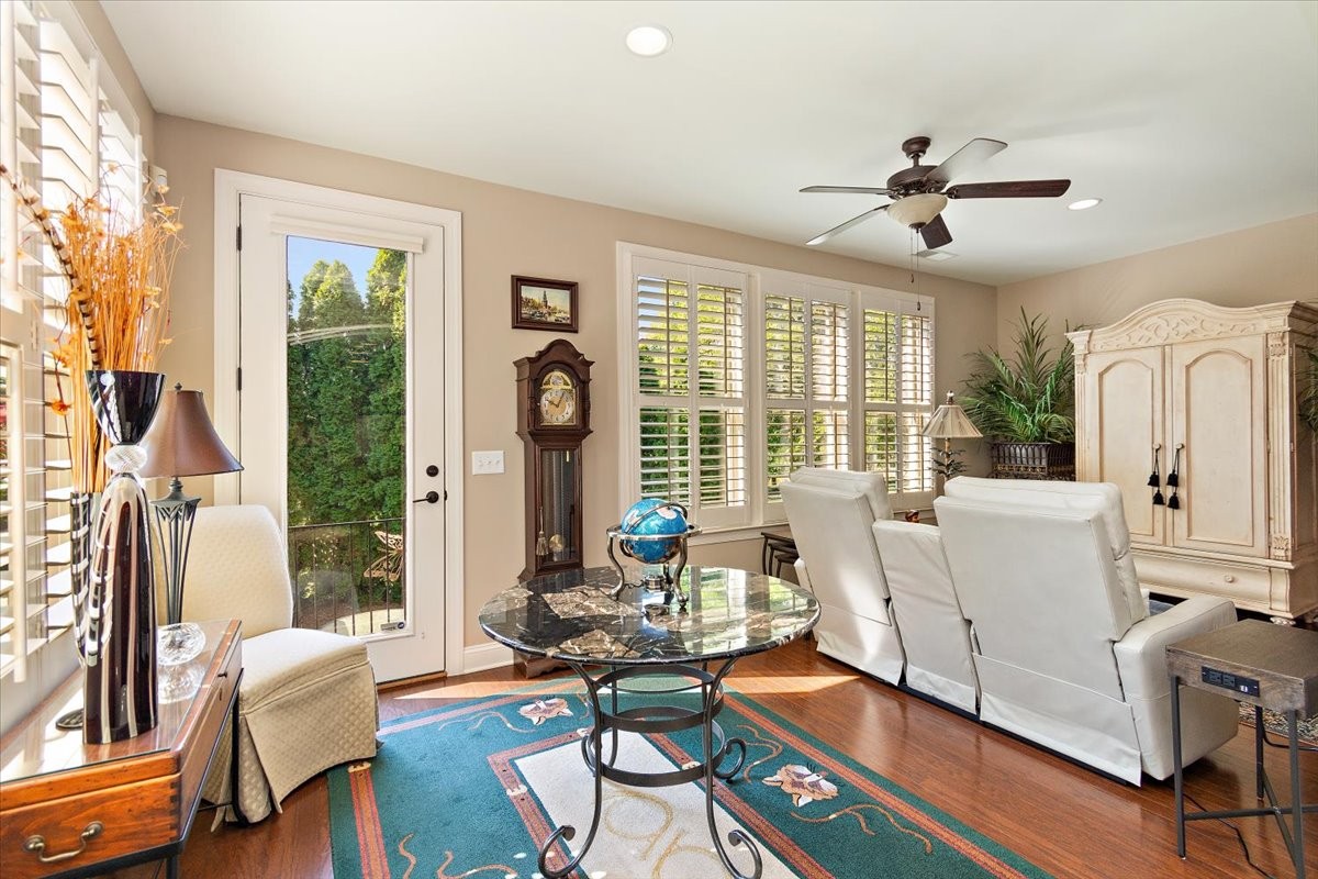 Goodlettsville, Tennessee, 37072, United States, 3 Bedrooms Bedrooms, ,3 BathroomsBathrooms,Residential,For Sale,1946973