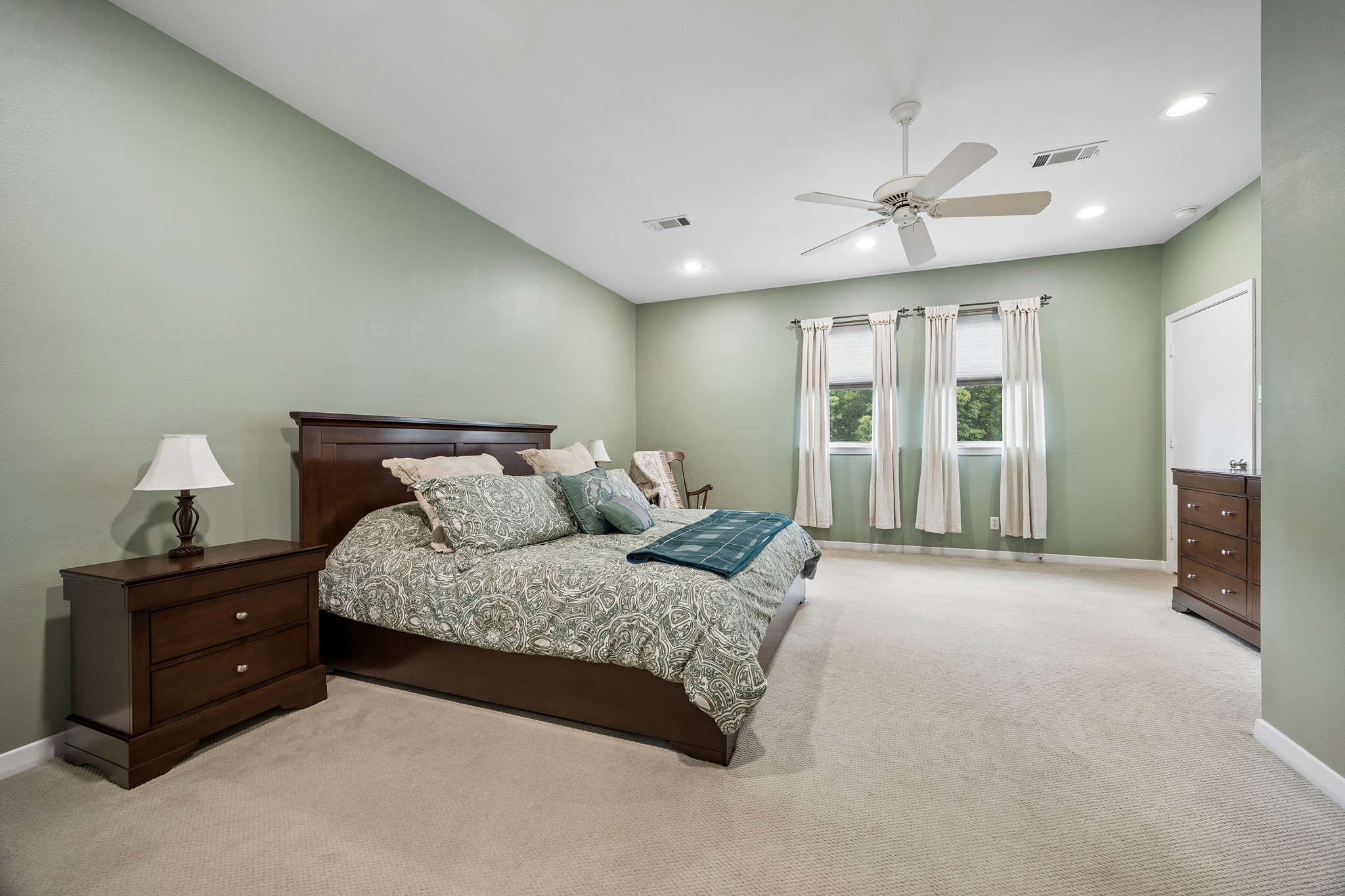  3427 Gannett Street - 物件實景