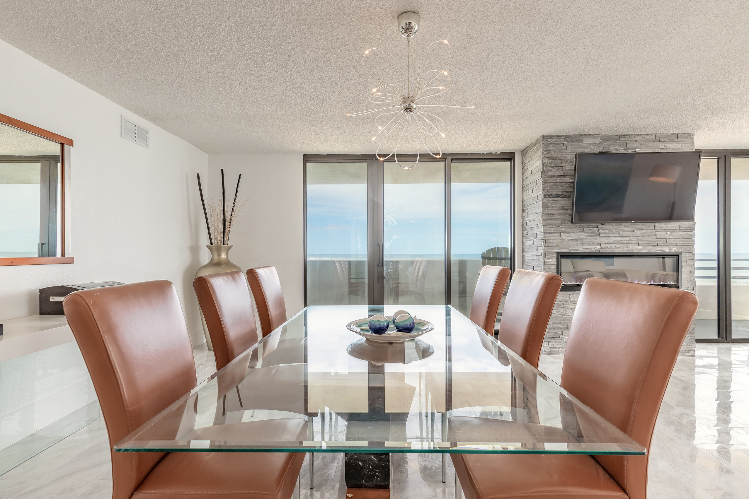 Daytona Beach, Florida, 32118, United States, 3 Bedrooms Bedrooms, ,2 BathroomsBathrooms,Residential,For Sale,1981159