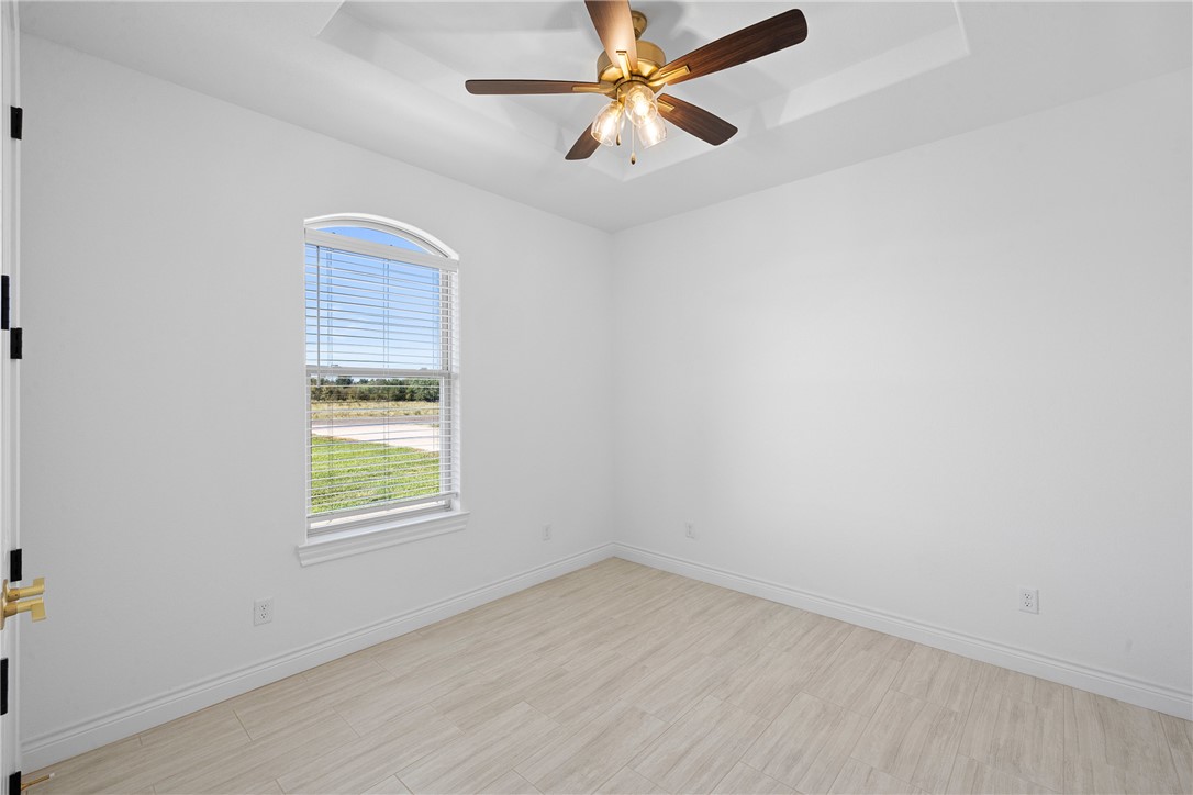 Bryan, Texas, 77808, United States, 3 Bedrooms Bedrooms, ,3 BathroomsBathrooms,Residential,For Sale,1984119