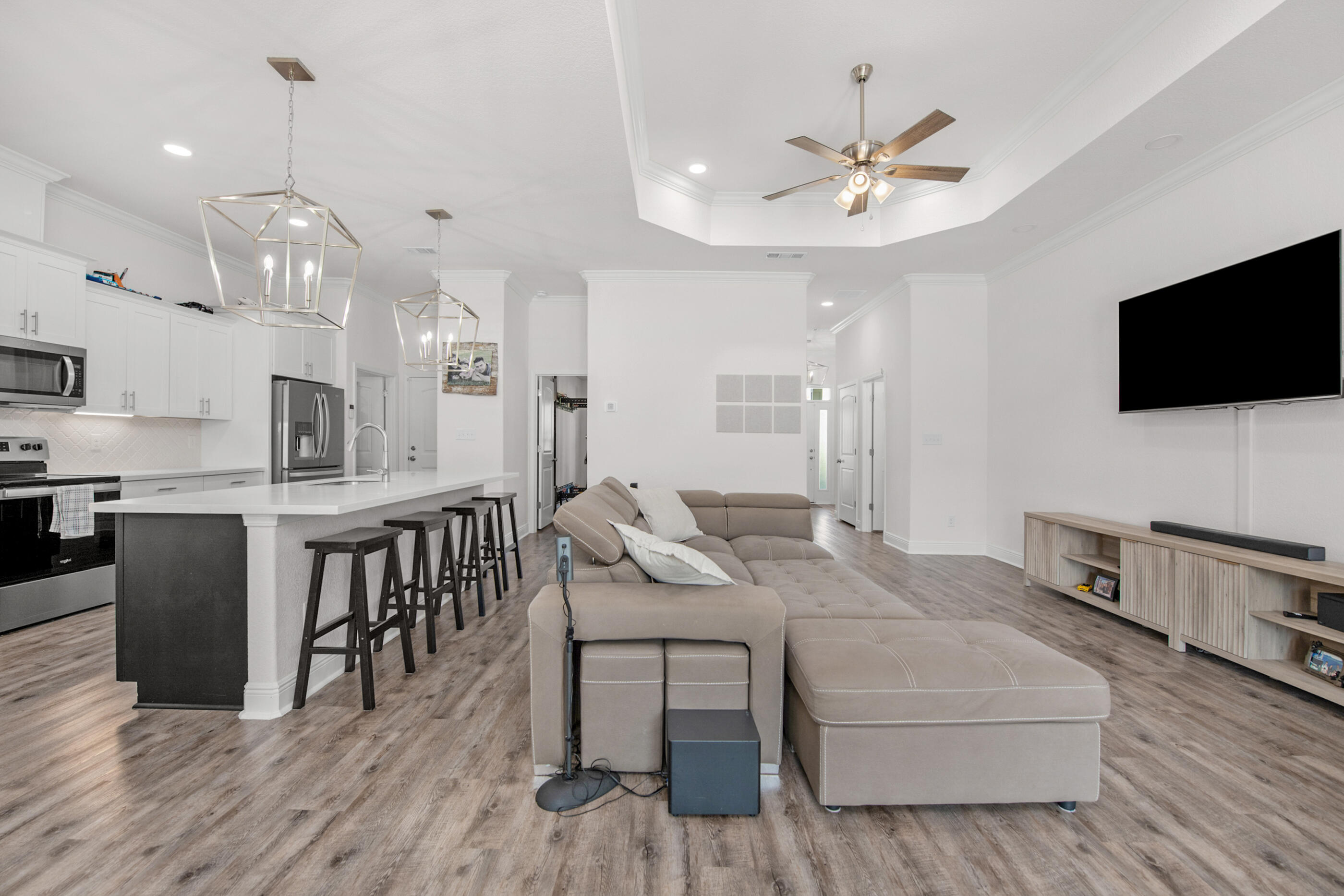 Gulf Breeze, Florida, 32563, United States, 5 Bedrooms Bedrooms, ,3 BathroomsBathrooms,Residential,For Sale,1950395