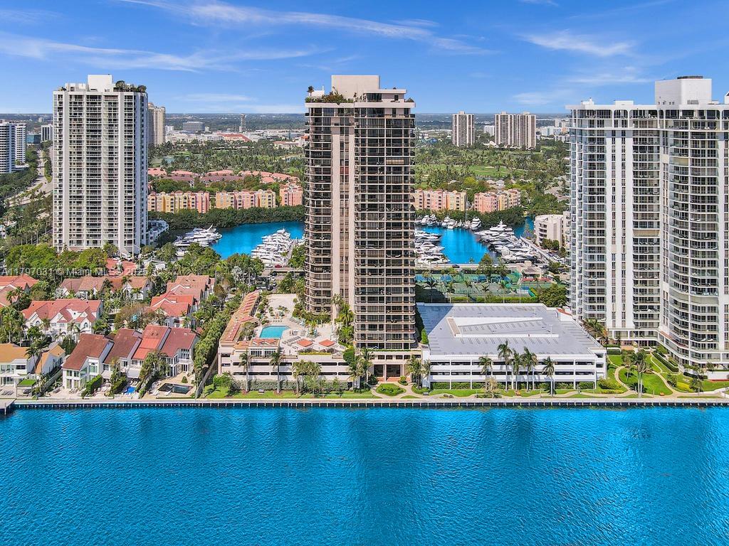 Aventura, Florida, 33180, United States, 4 Bedrooms Bedrooms, ,5 BathroomsBathrooms,Residential,For Sale,1796989