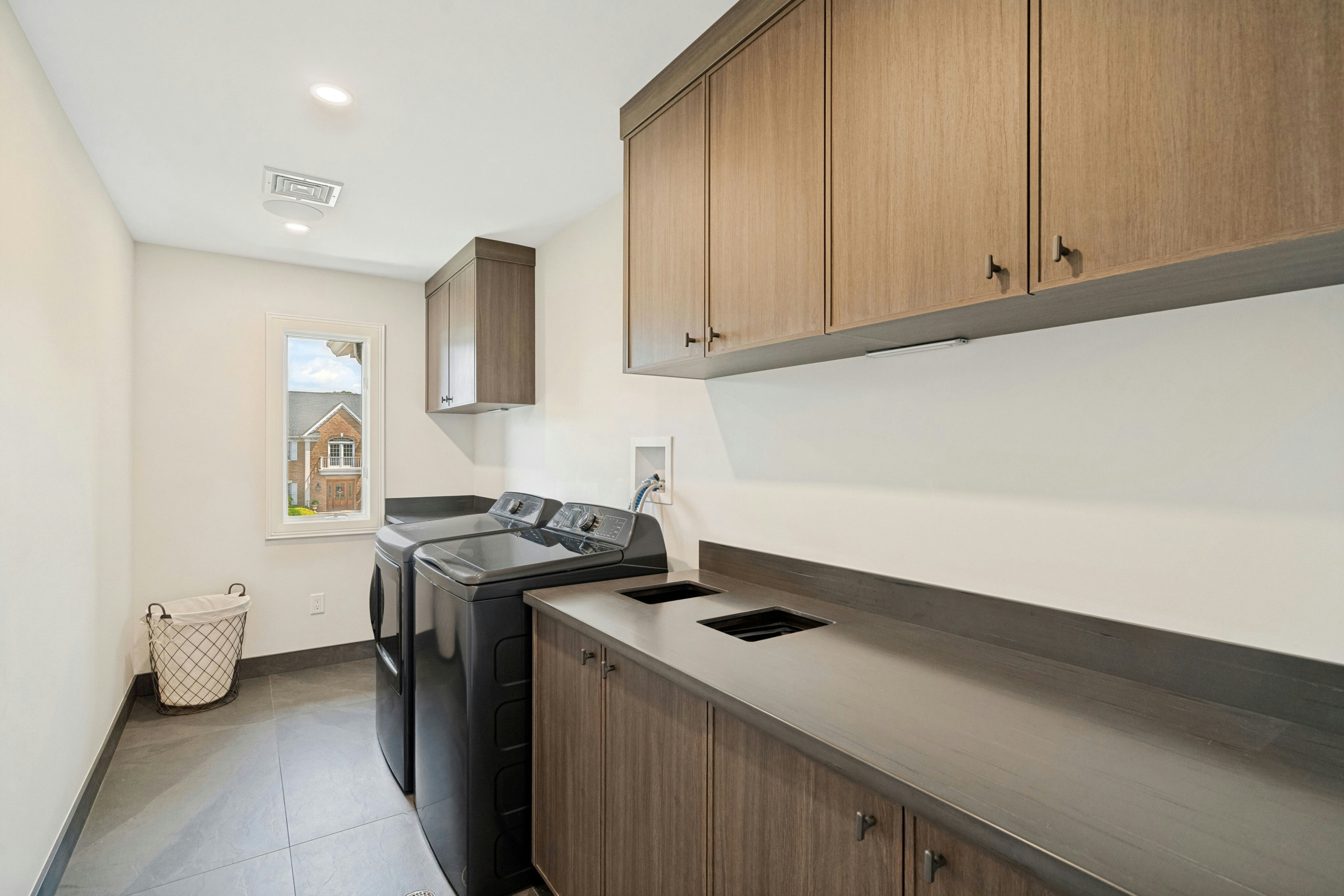  527 Lydia Lane, Wyckoff, NJ 07481 - 物件實景