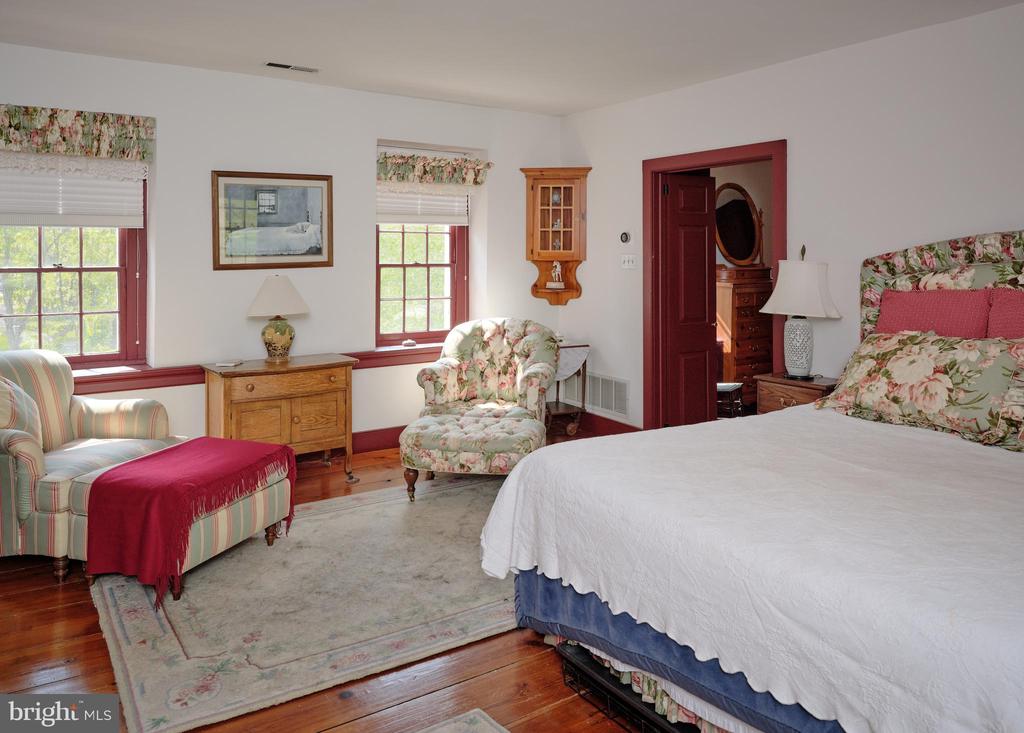 Newtown, Pennsylvania, 18940, United States, 4 Bedrooms Bedrooms, ,4 BathroomsBathrooms,Residential,For Sale,1995554