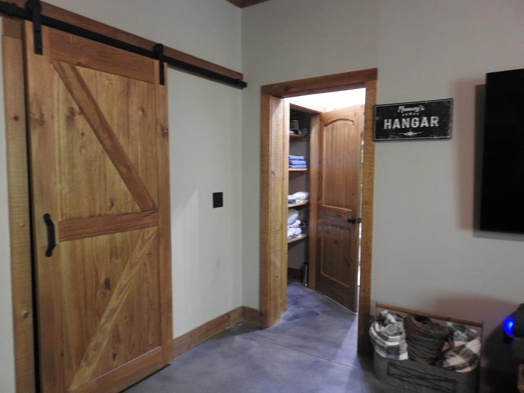 Morganton, Georgia, 30560, United States, 4 Bedrooms Bedrooms, ,4 BathroomsBathrooms,Residential,For Sale,1859082