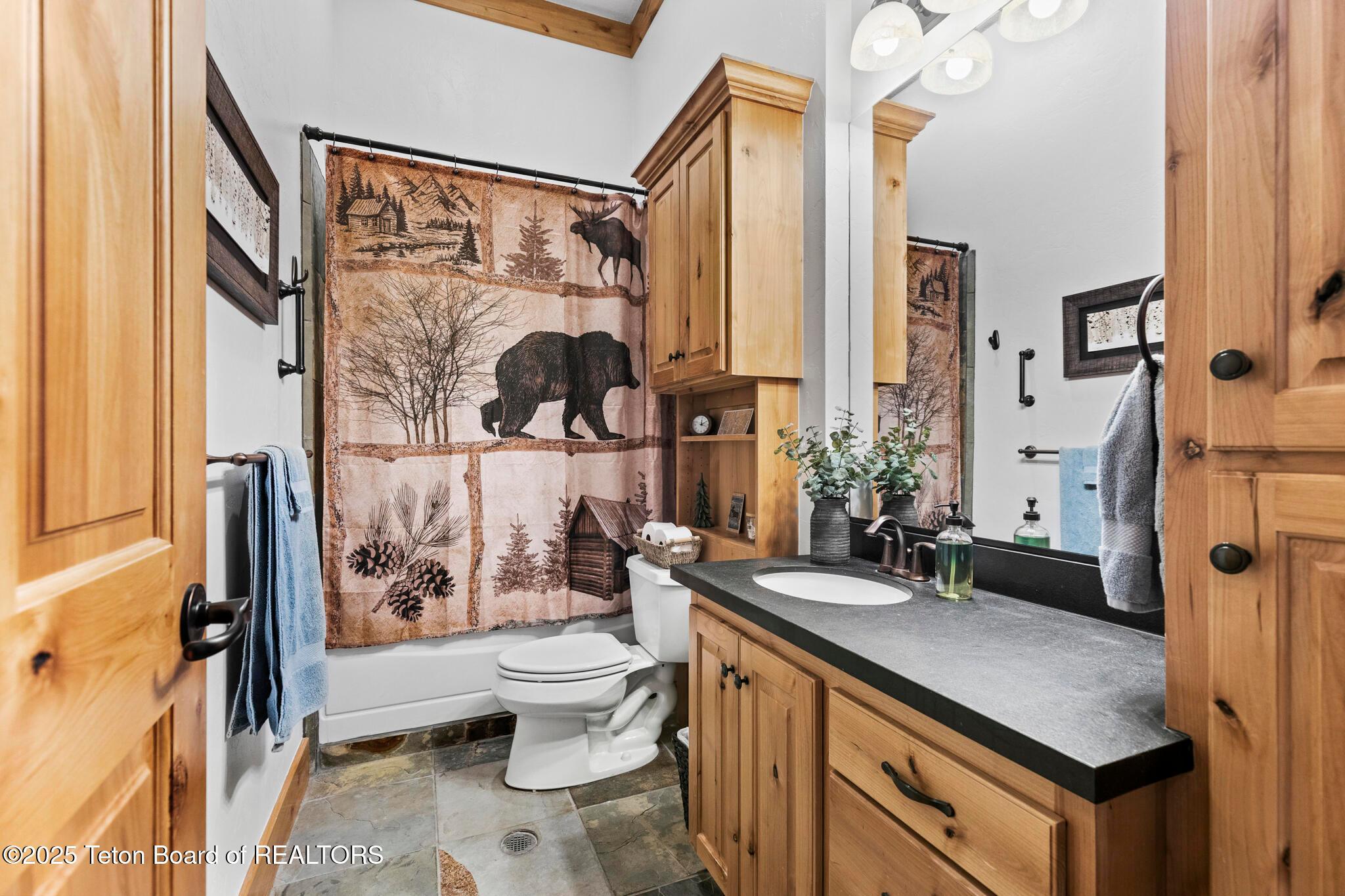 Victor, Idaho, 83455, United States, 3 Bedrooms Bedrooms, ,2 BathroomsBathrooms,Residential,For Sale,2003126