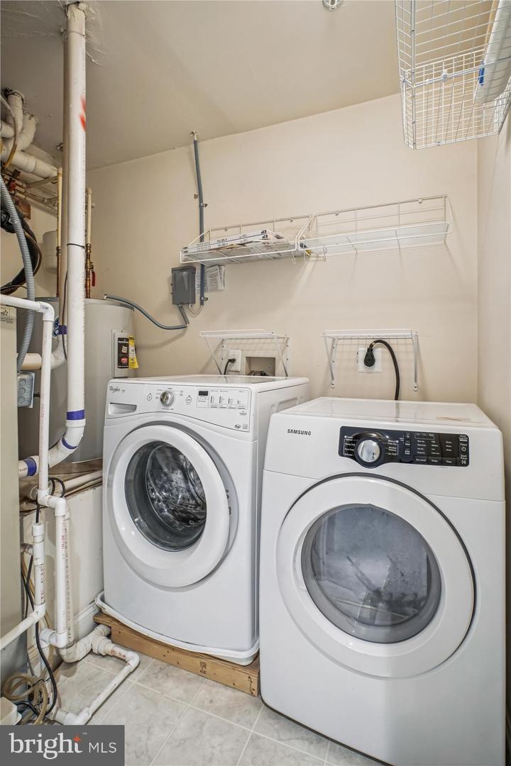 Falls Church, Virginia, 22042, United States, 3 Bedrooms Bedrooms, ,2 BathroomsBathrooms,Residential,For Sale,2001644