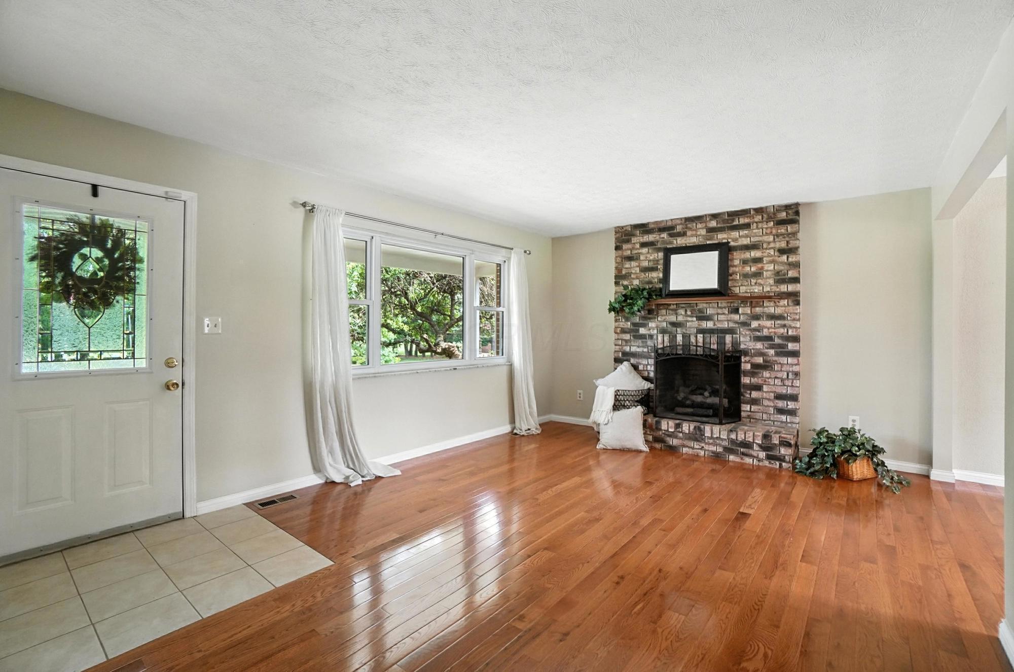 Johnstown, Ohio, 43031, United States, 3 Bedrooms Bedrooms, ,2 BathroomsBathrooms,Residential,For Sale,1896199
