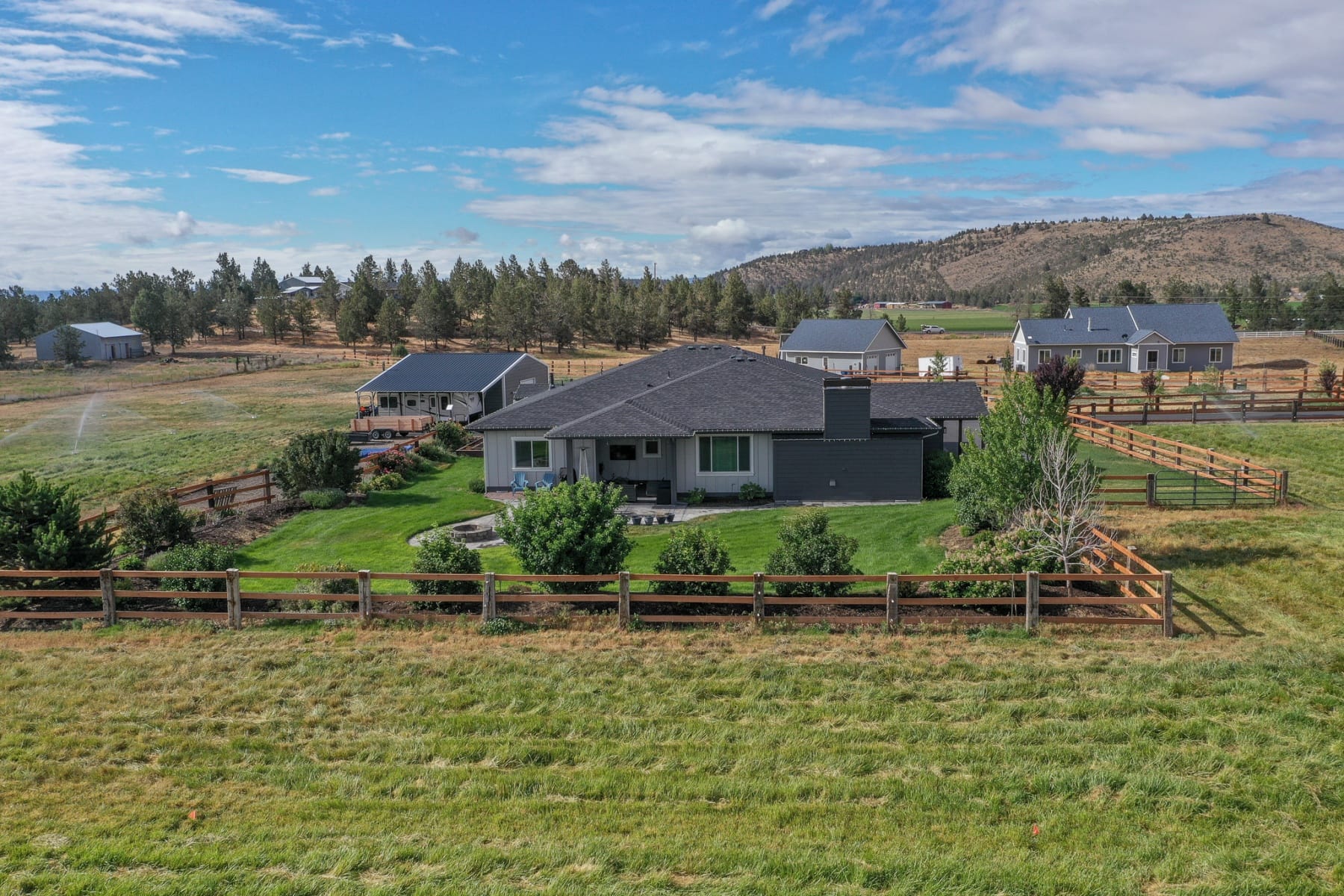  8933 NW Elizabeth Way Prineville, OR 97754 - 物件實景