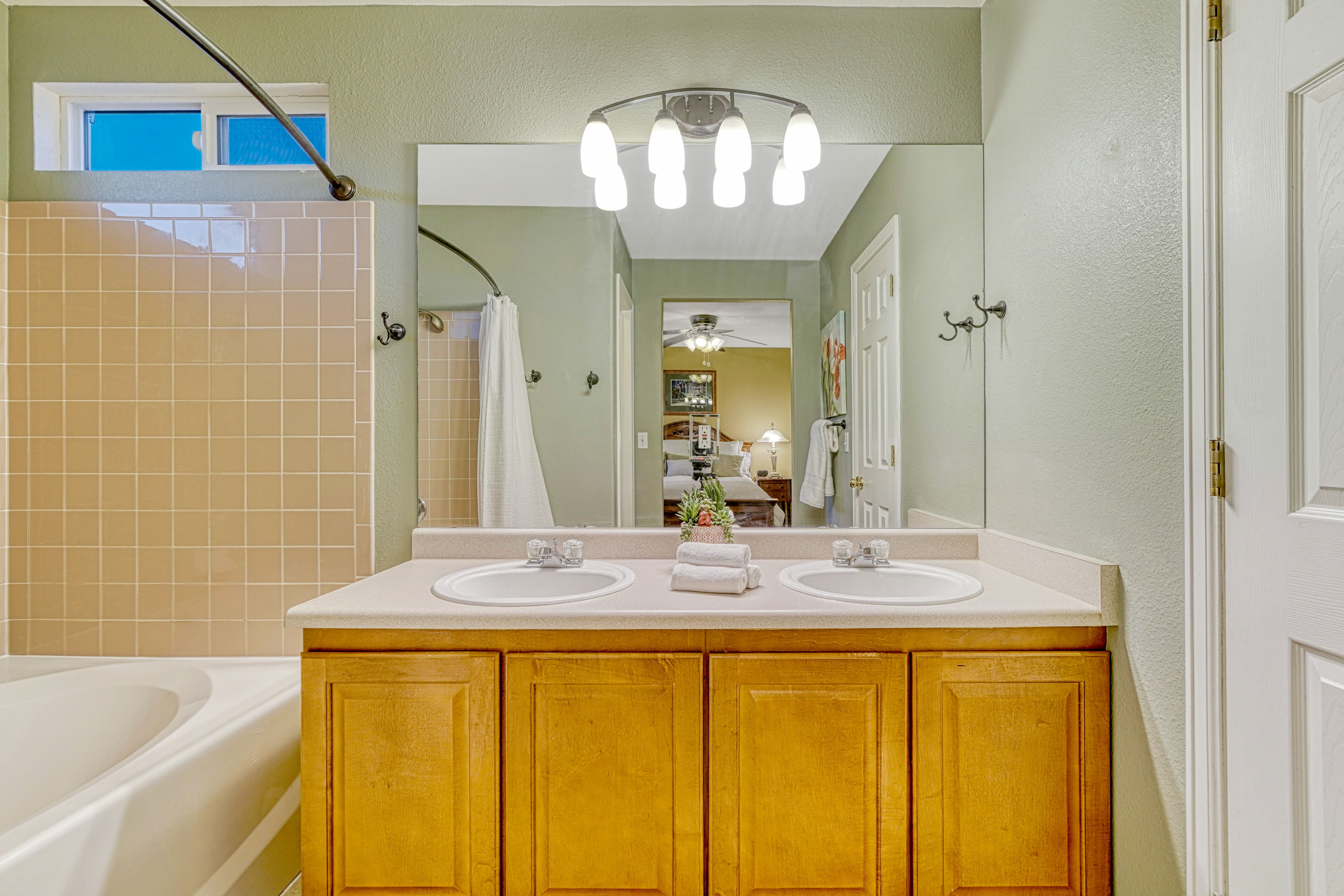  Elevated Living with Panoramic Mountain Views - 物件實景