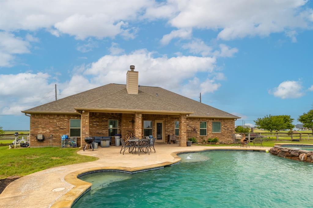 Sealy, Texas, 77474, United States, 3 Bedrooms Bedrooms, ,2 BathroomsBathrooms,Residential,For Sale,1846836