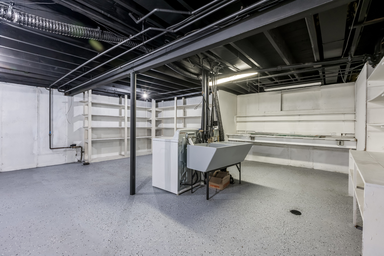 Skokie, Illinois, 60077, United States, 3 Bedrooms Bedrooms, ,2 BathroomsBathrooms,Residential,For Sale,1990753