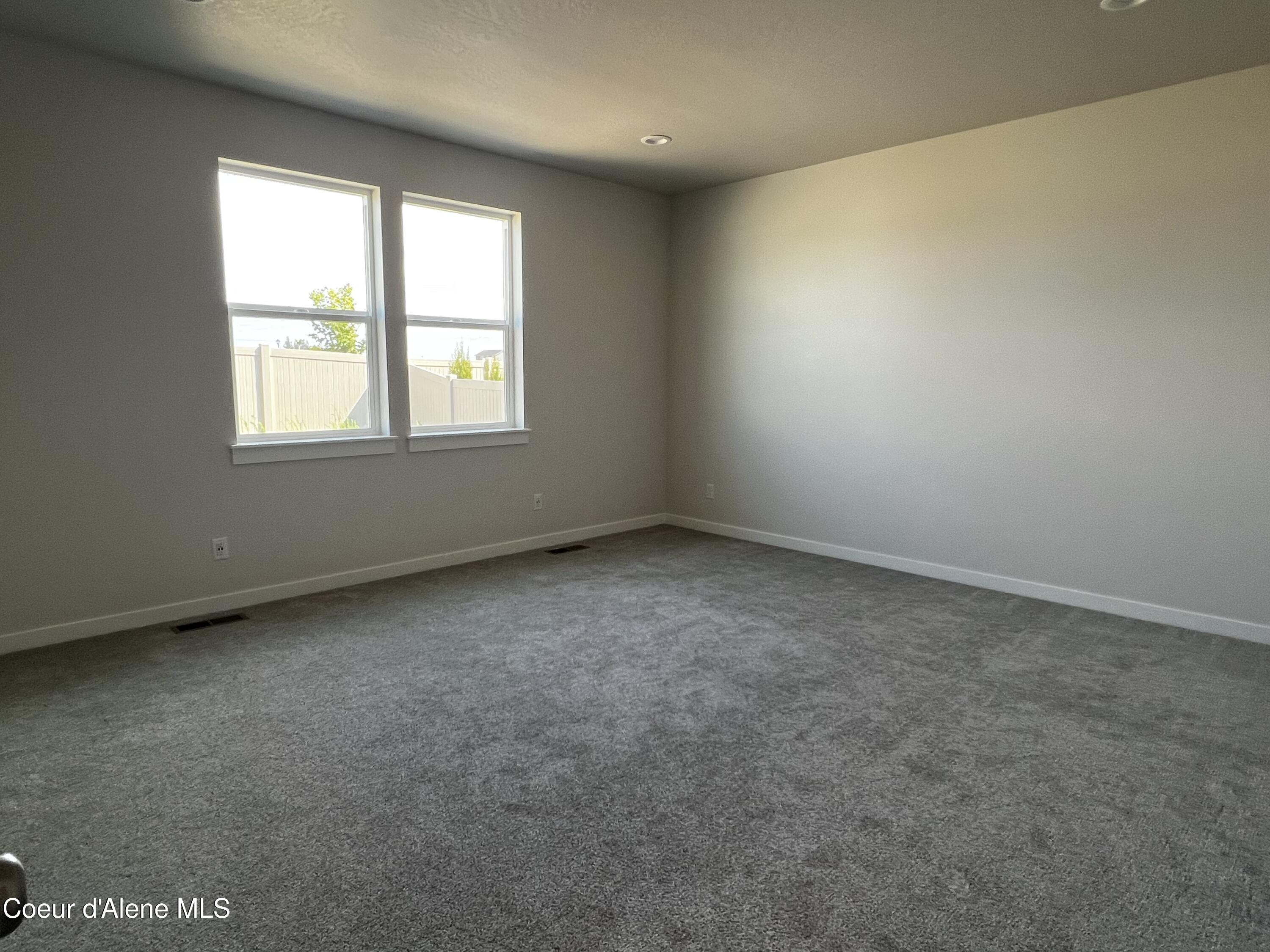 Post Falls, Idaho, 83854, United States, 4 Bedrooms Bedrooms, ,3 BathroomsBathrooms,Residential,For Sale,1920719