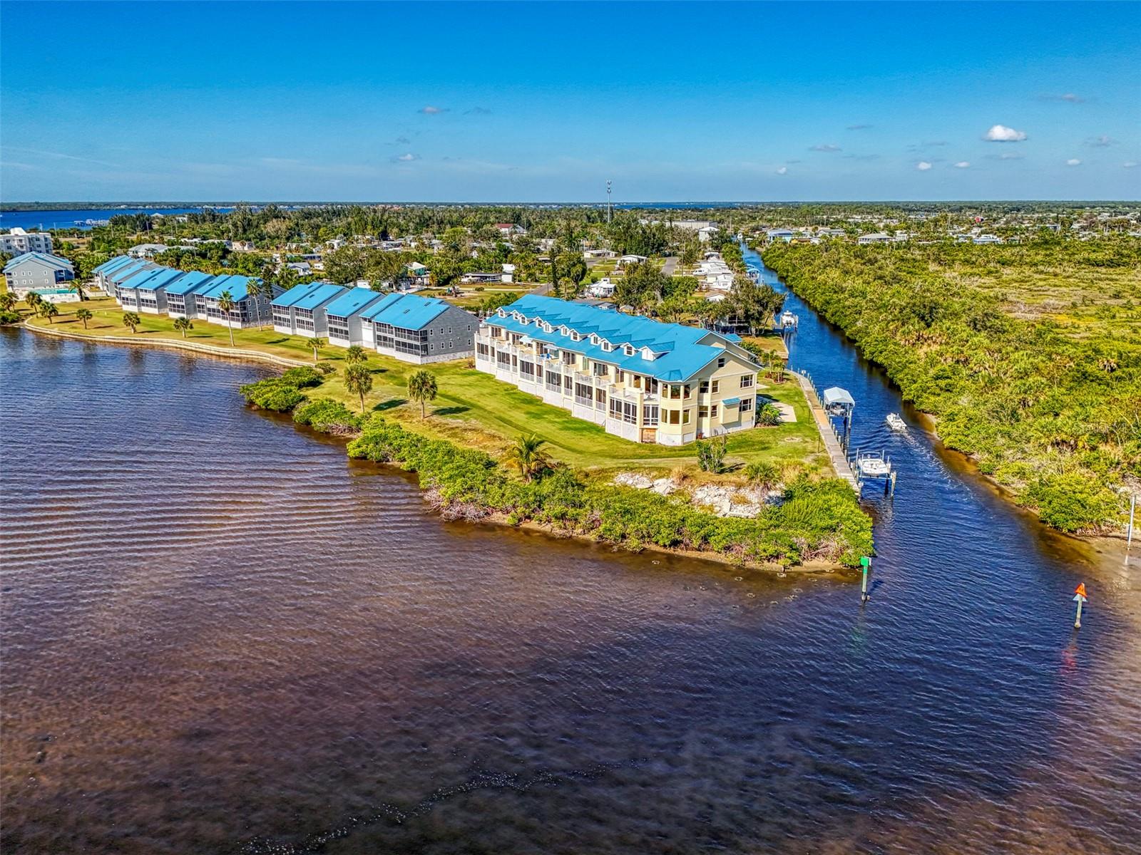 PORT CHARLOTTE, Florida, 33953, United States, 4 Bedrooms Bedrooms, ,4 BathroomsBathrooms,Residential,For Sale,1998785