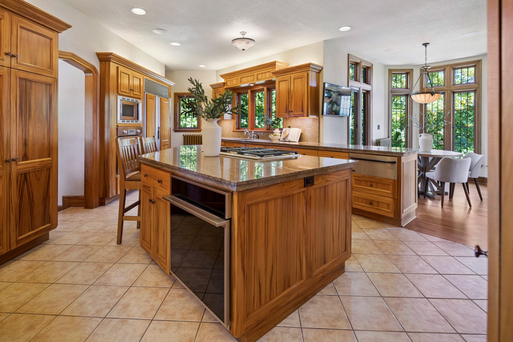  5570 SW MENEFEE DR Portland, OR 97239 - 物件實景