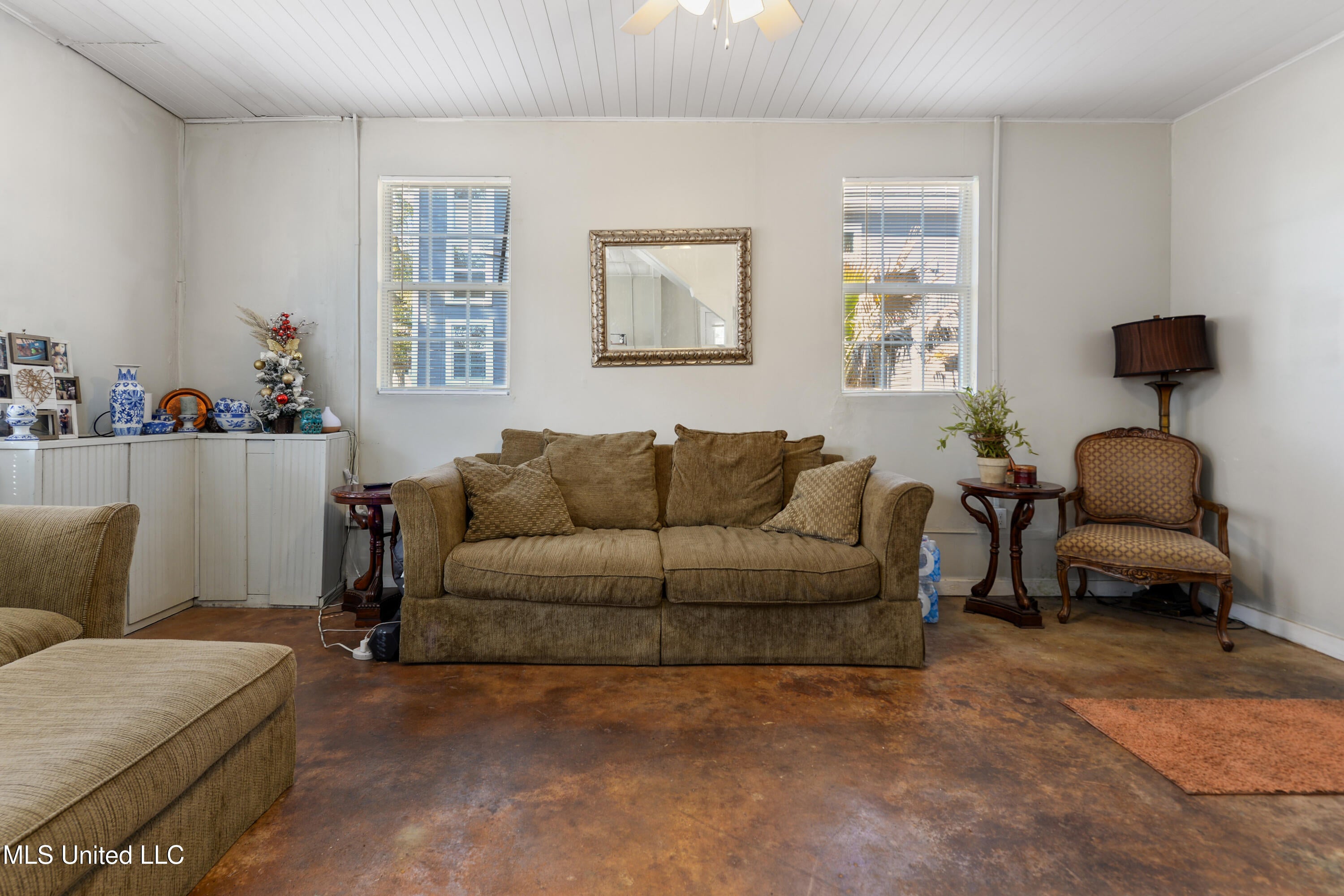 Biloxi, Mississippi, 39531, United States, 3 Bedrooms Bedrooms, ,3 BathroomsBathrooms,Residential,For Sale,1731984