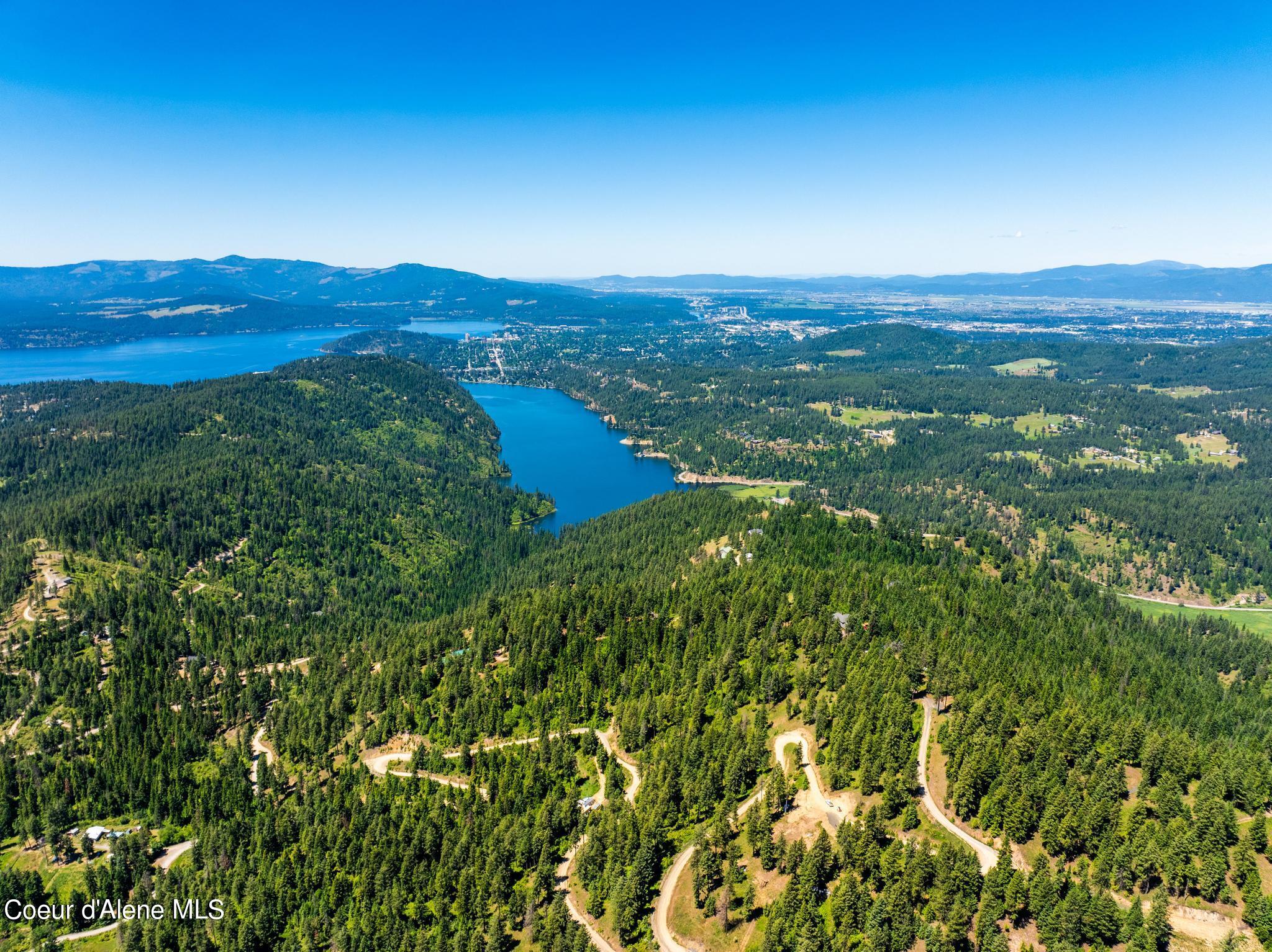 Coeur D'alene, Idaho, 83814, United States, 4 Bedrooms Bedrooms, ,3 BathroomsBathrooms,Residential,For Sale,1795061