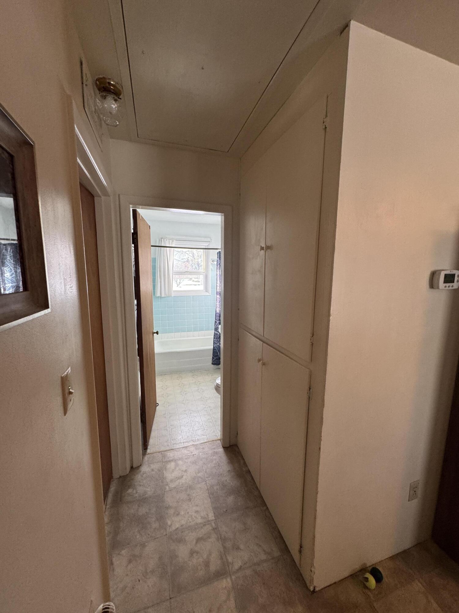 Redmond, Oregon, 97756, United States, 2 Bedrooms Bedrooms, ,1 BathroomBathrooms,Residential,For Sale,2008115