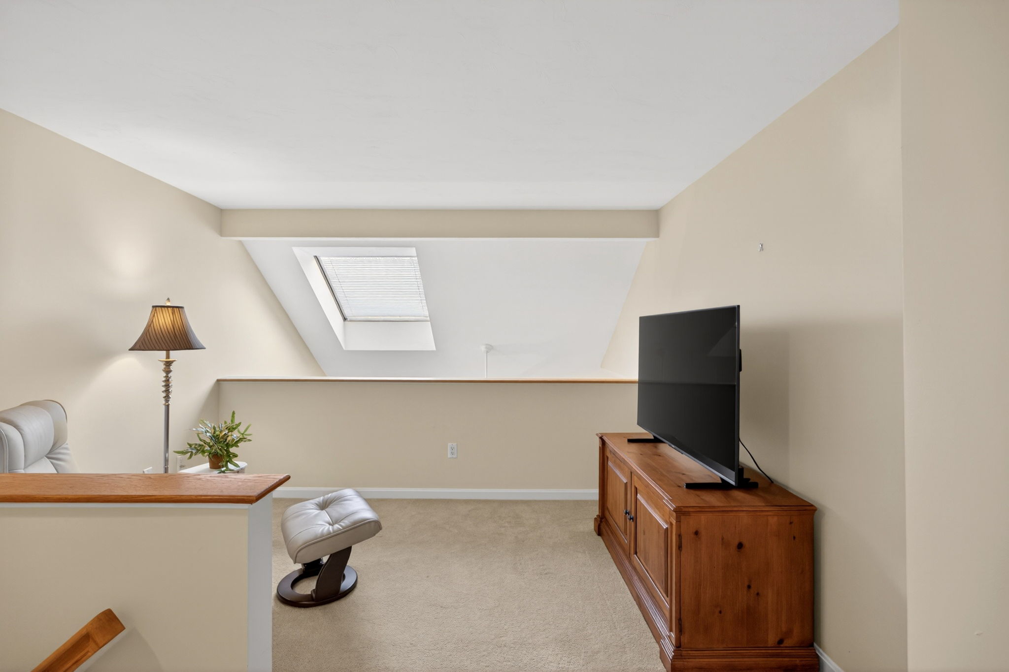  24 W Woods Circle, Yarmouth Port, MA, 02675 - 物件實景